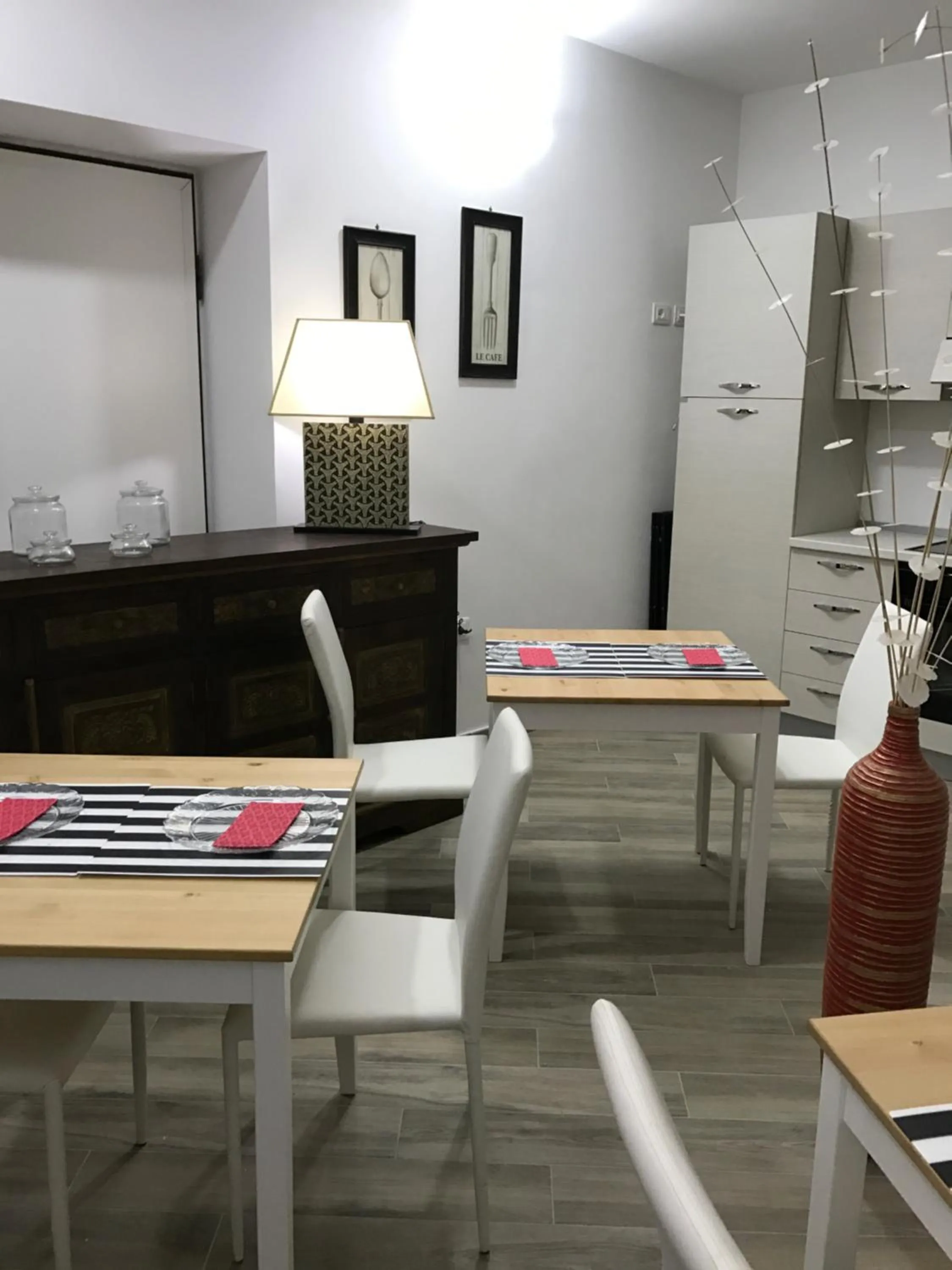 Communal lounge/ TV room in Residenza Murat