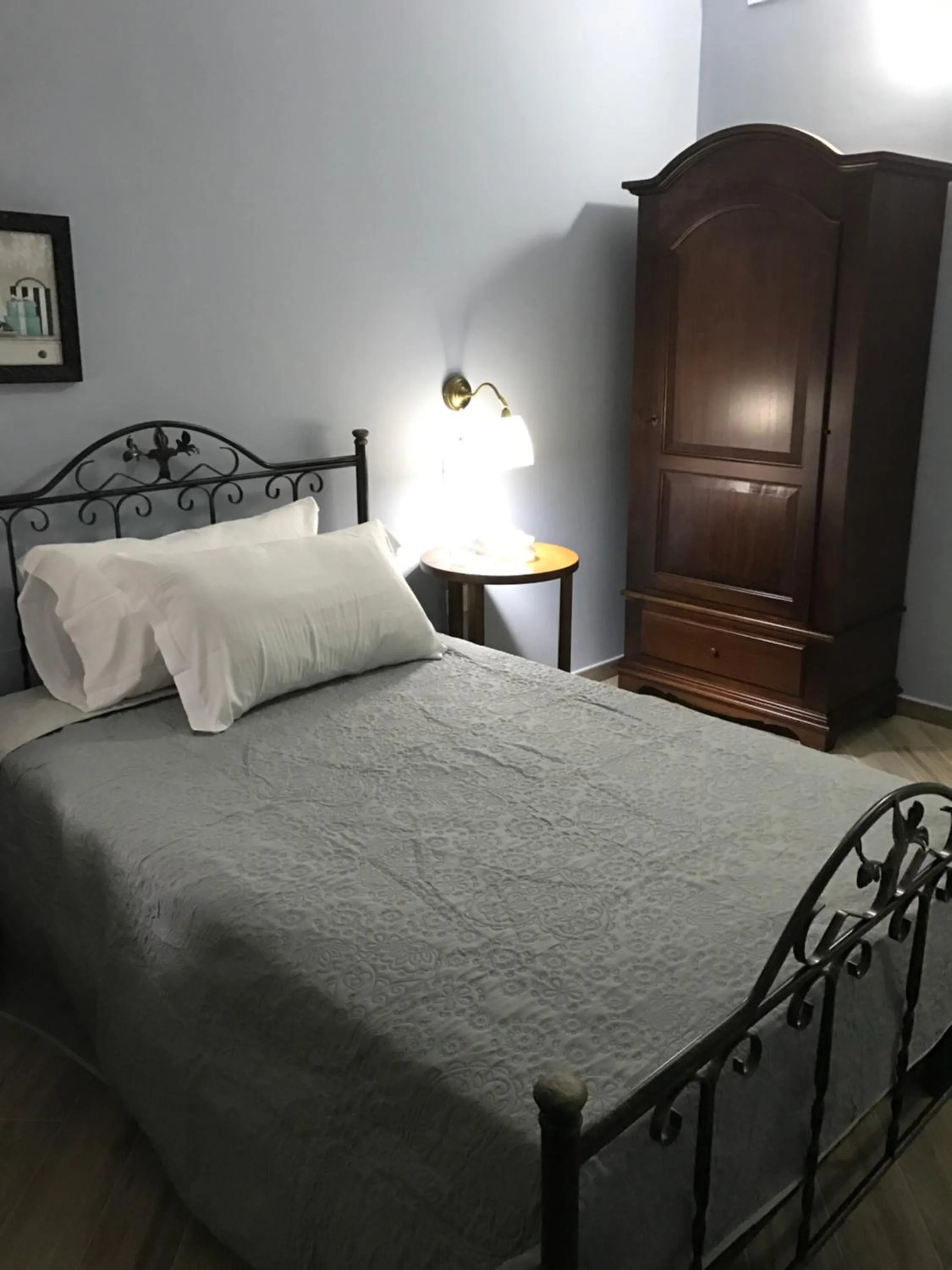 Photo of the whole room, Bed in Residenza Murat