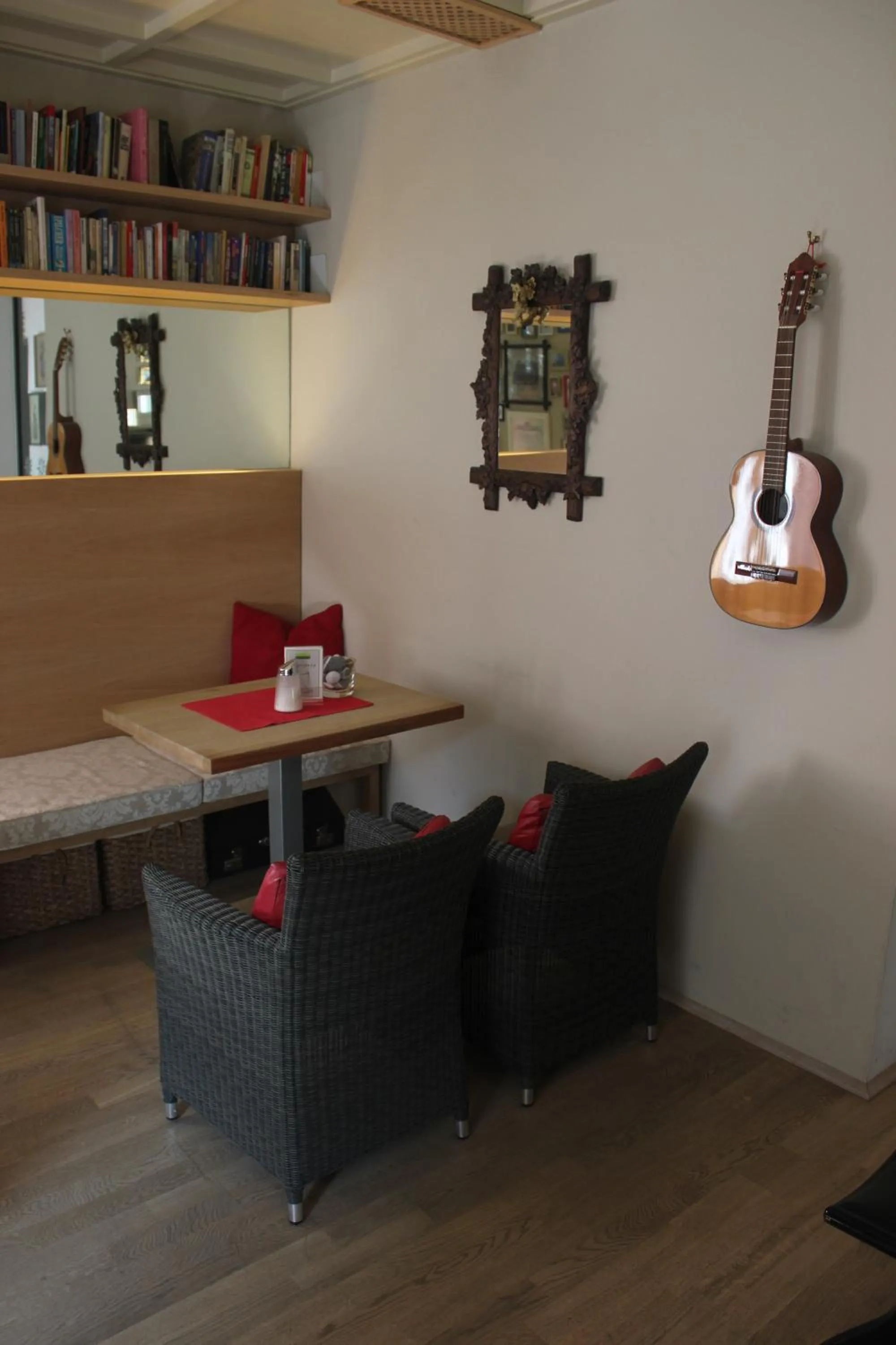 Lounge or bar in Bergland Hotel - Adults only