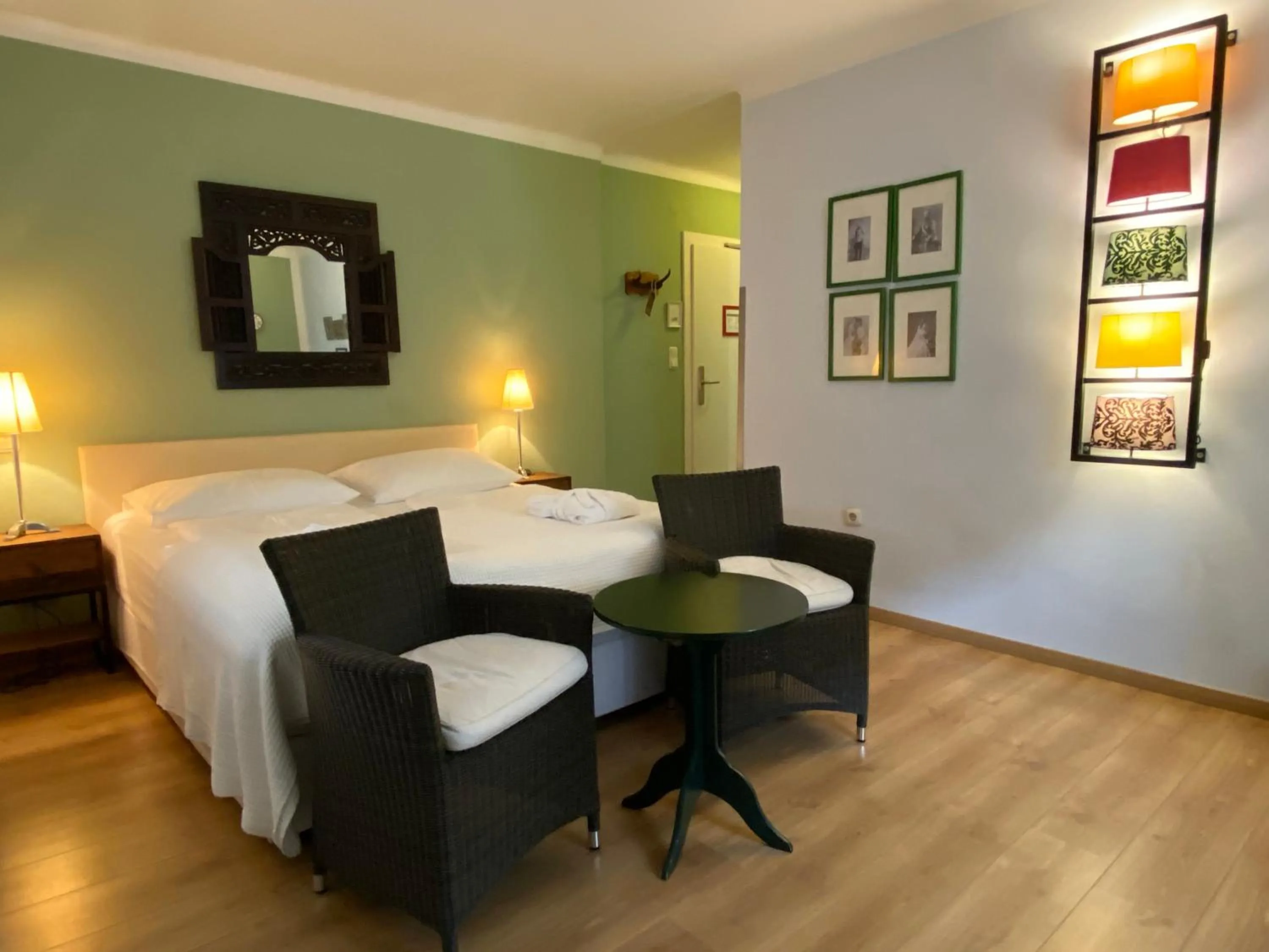 Photo of the whole room, Bed in Bergland Hotel - Adults only