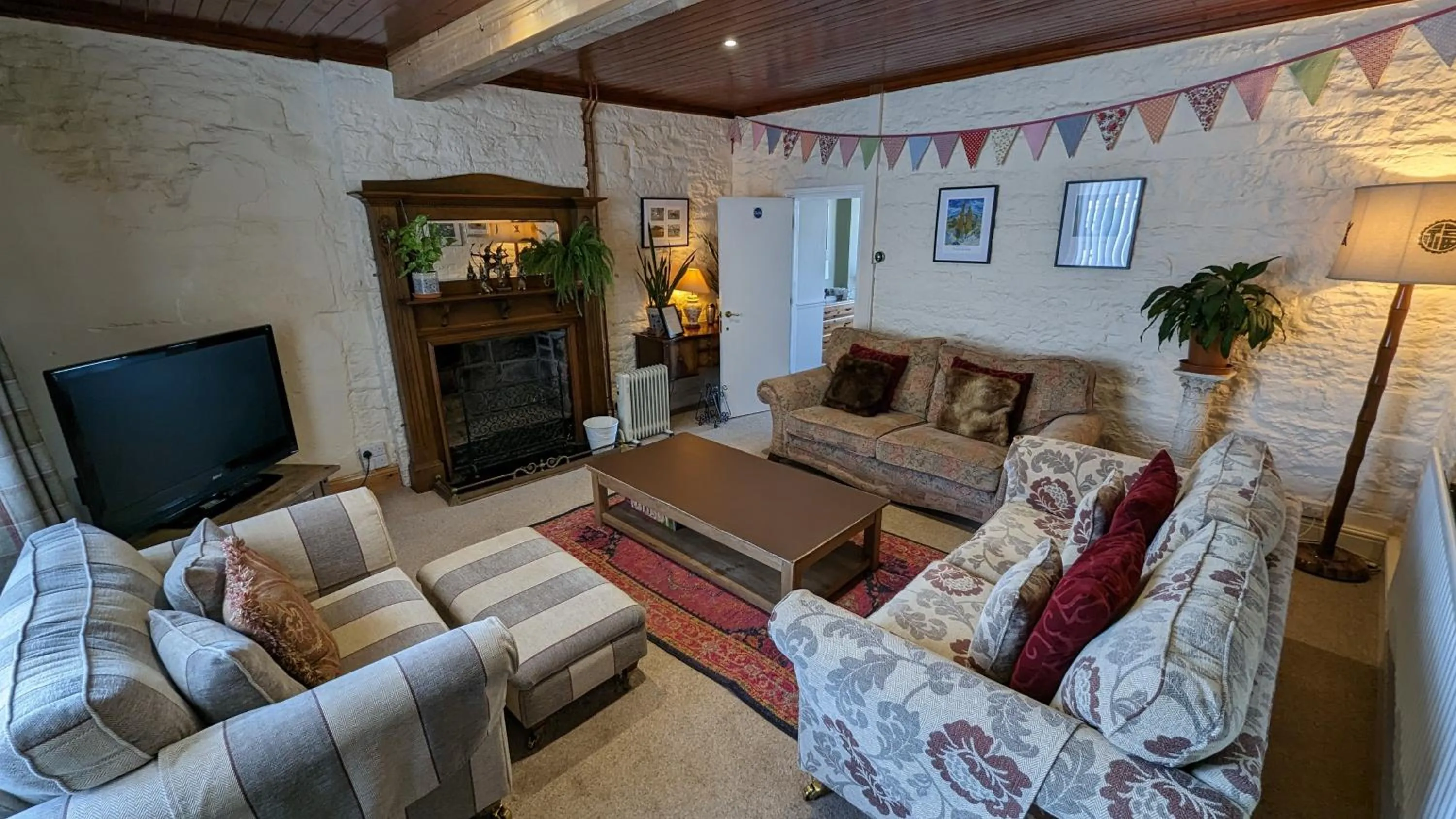 Family Room with Bathroom in The Mansion