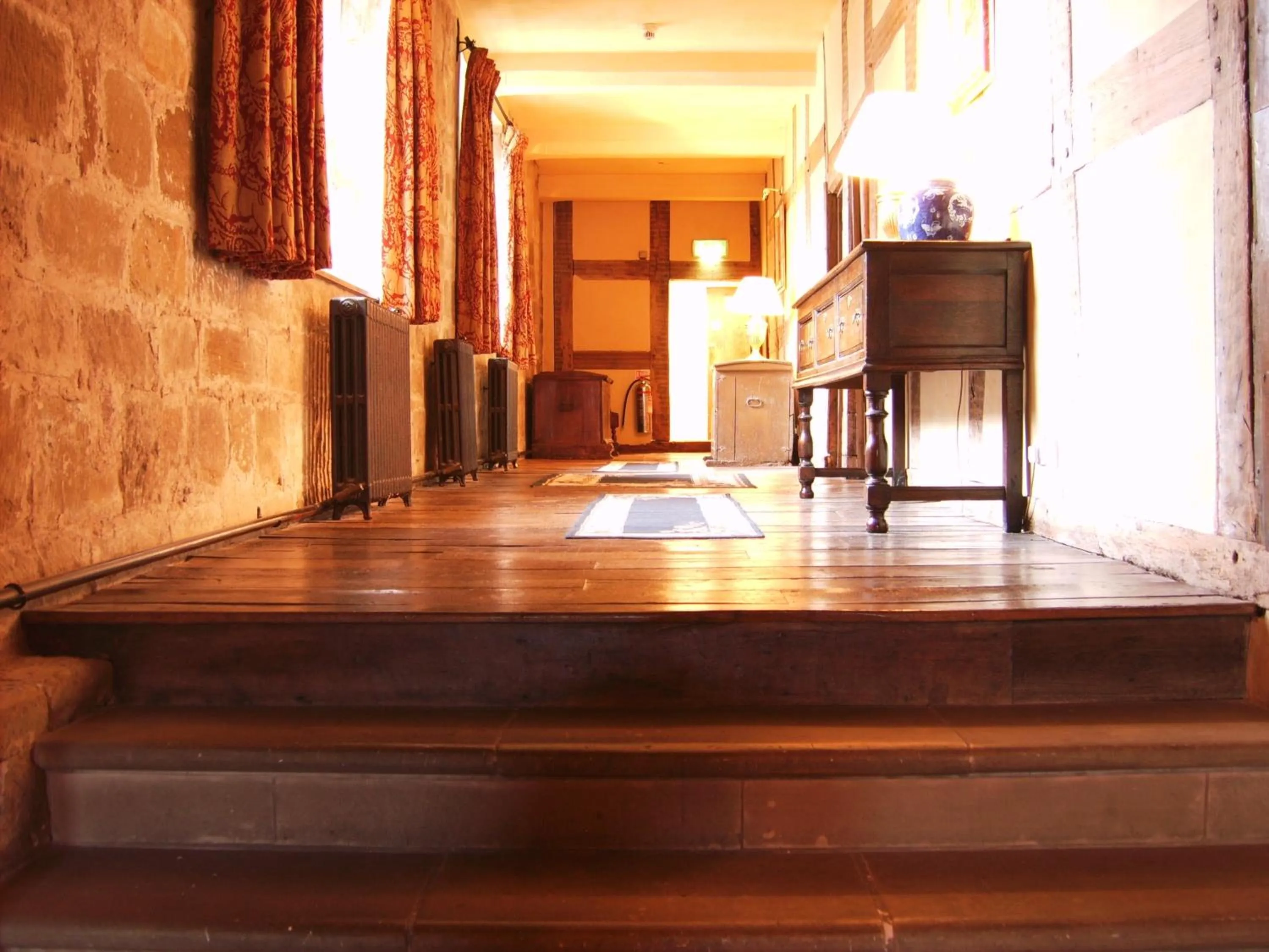 Lobby or reception in Mercure Telford Hotel