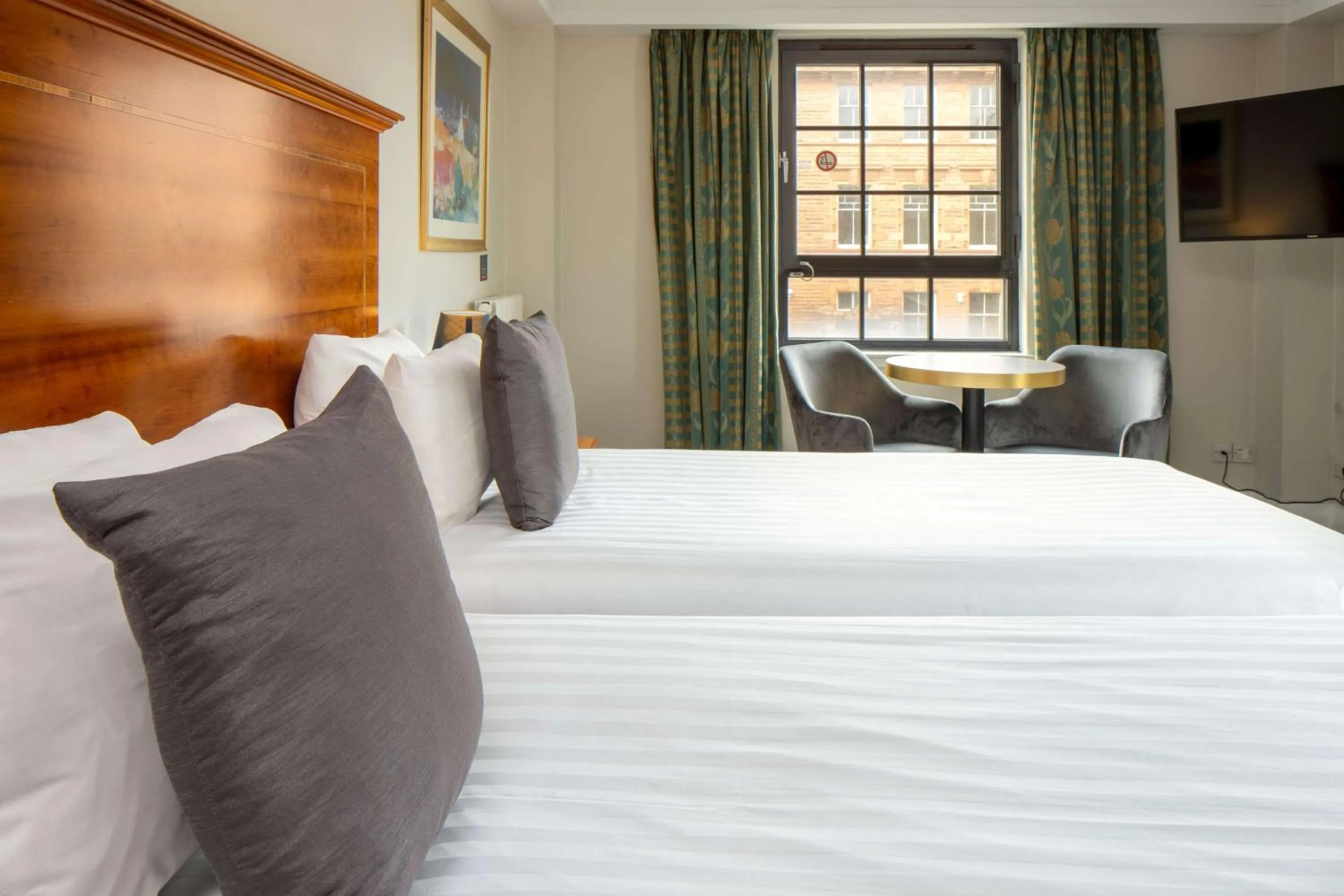 Bedroom, Bed in Glasgow Argyle Hotel, BW Signature Collection