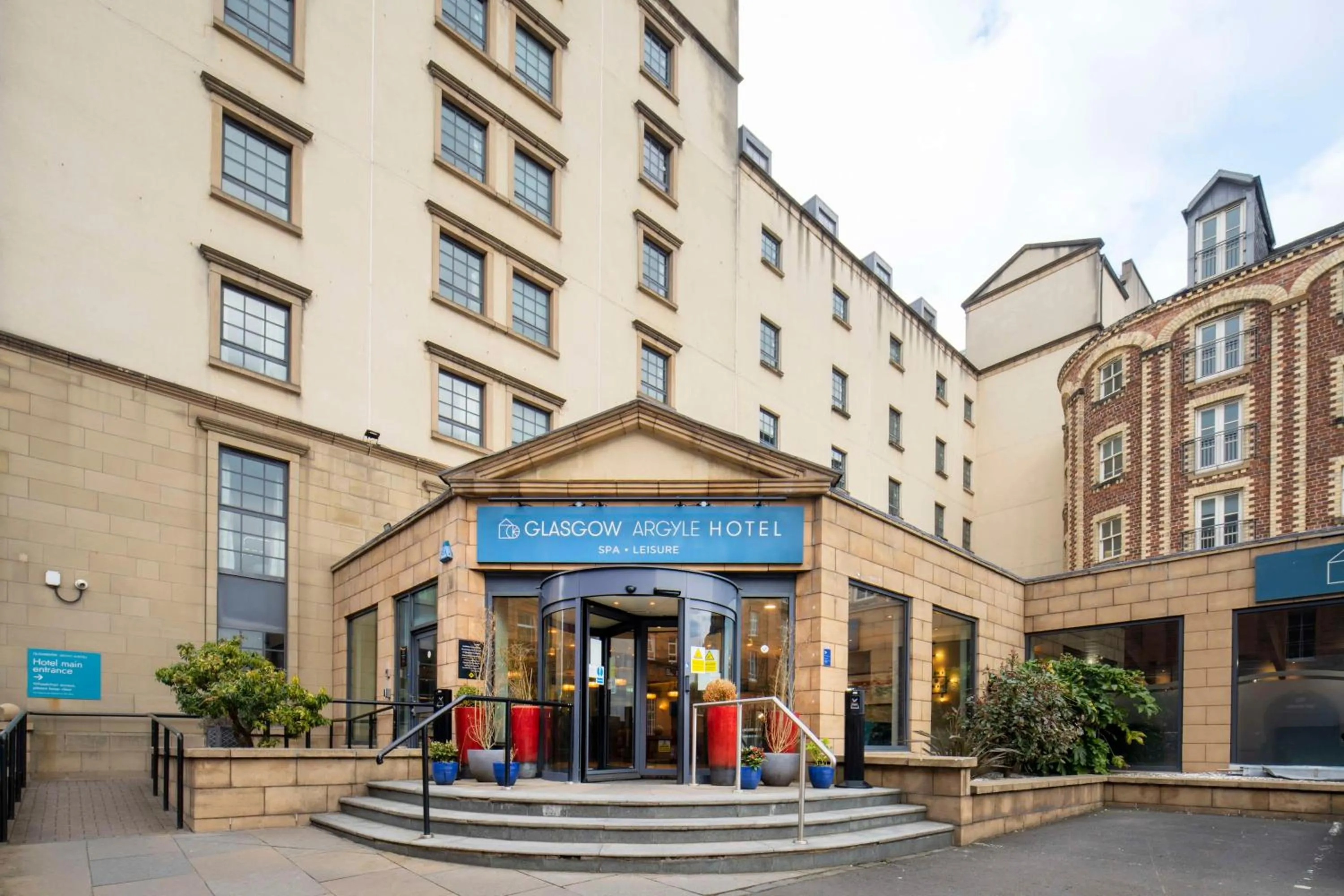 Property building in Glasgow Argyle Hotel, BW Signature Collection