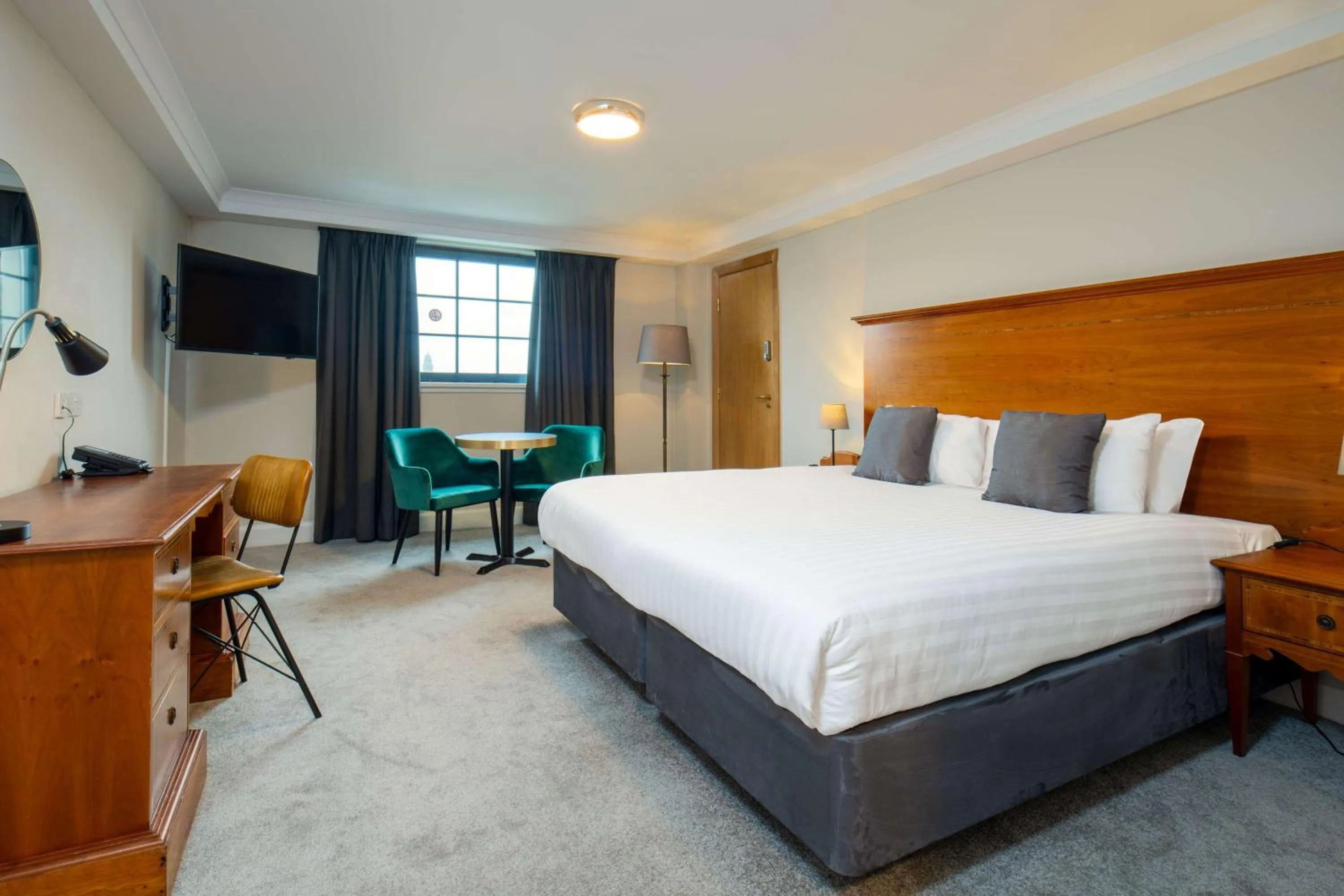 Bedroom, Bed in Glasgow Argyle Hotel, BW Signature Collection