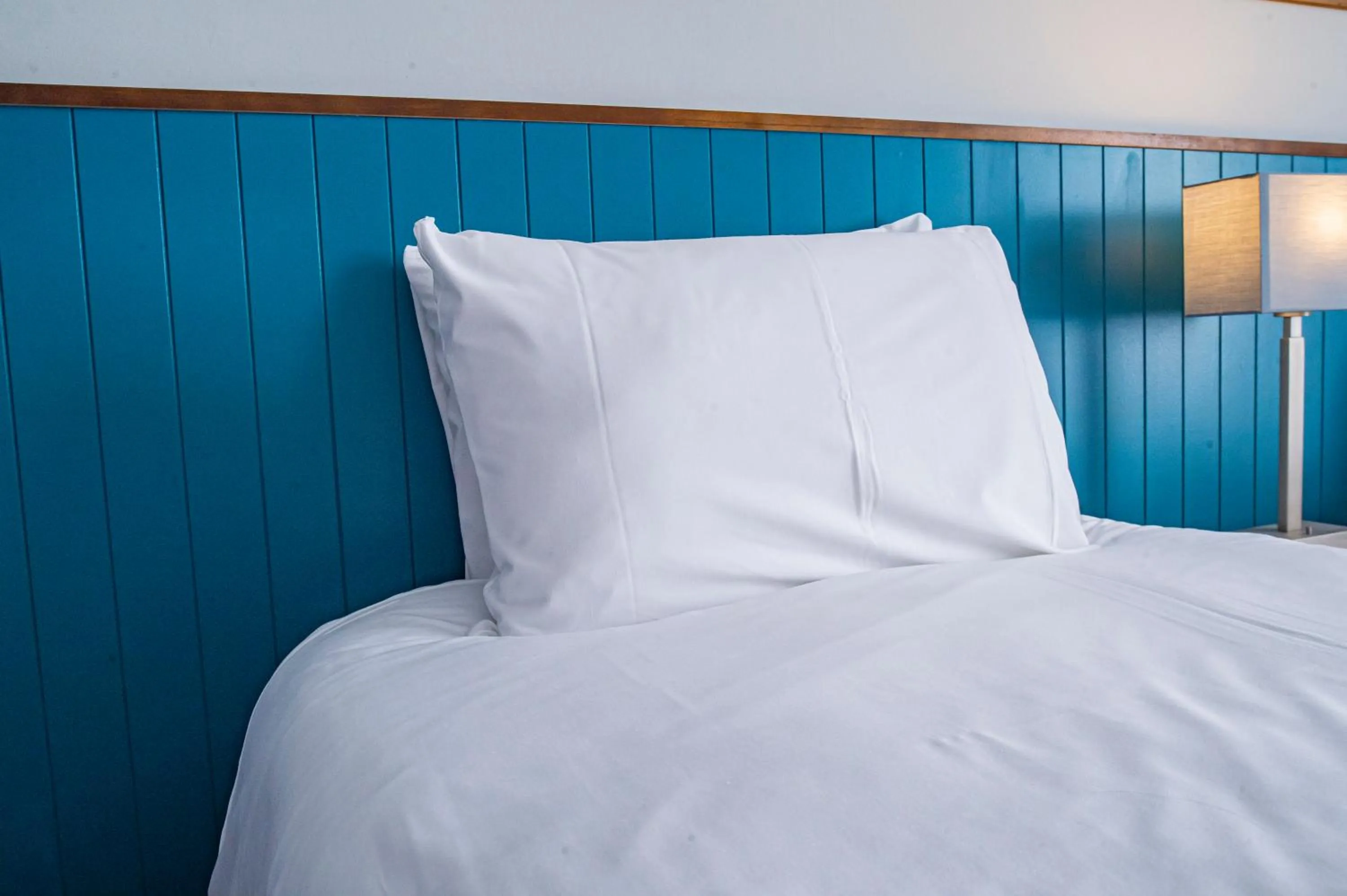 Bed in Highfield Hotel By Greene King Inn