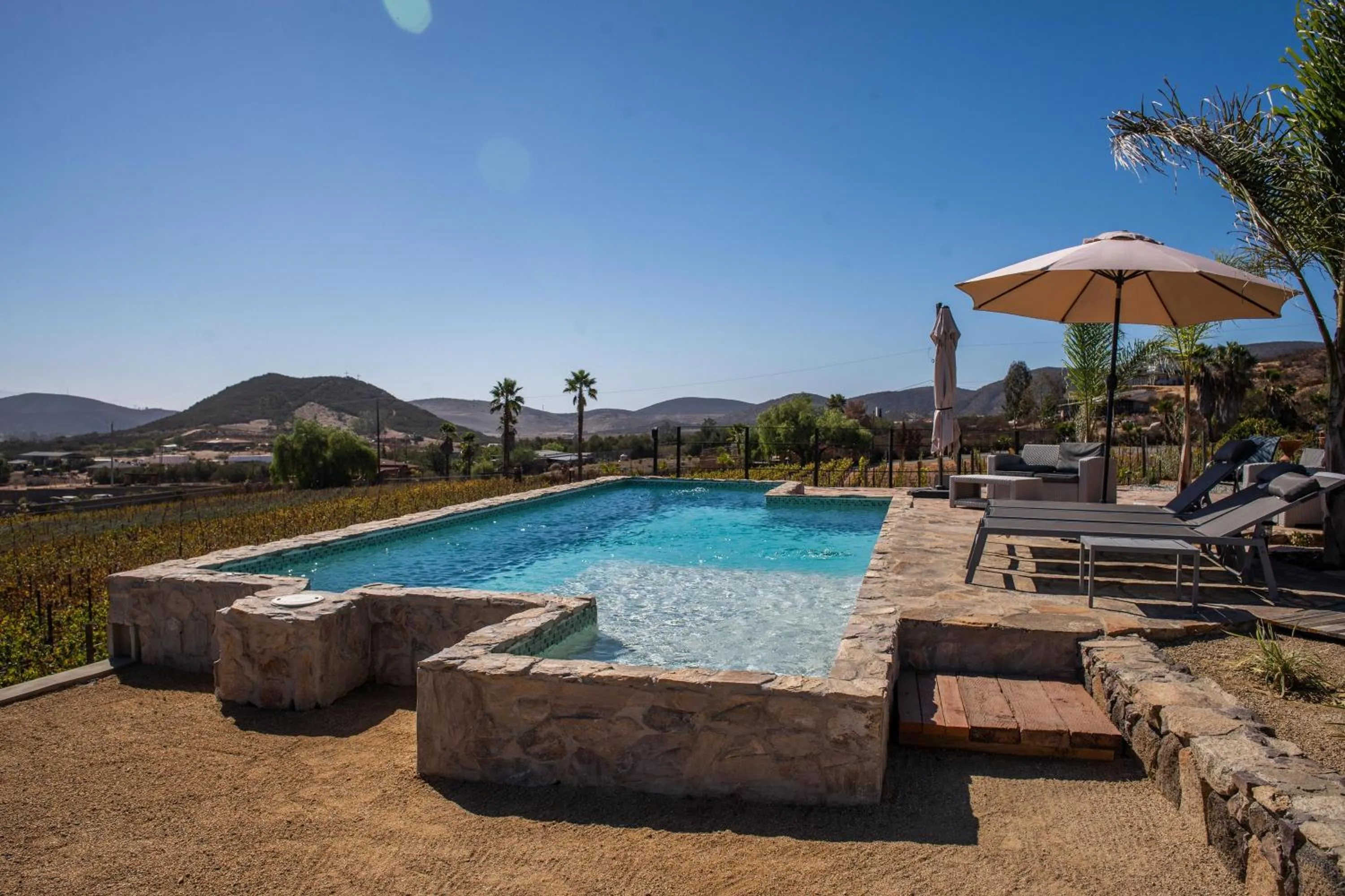 Rancho Cien Piedras