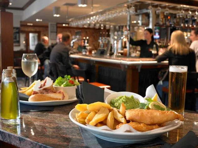 Meals in Les Rocquettes Hotel