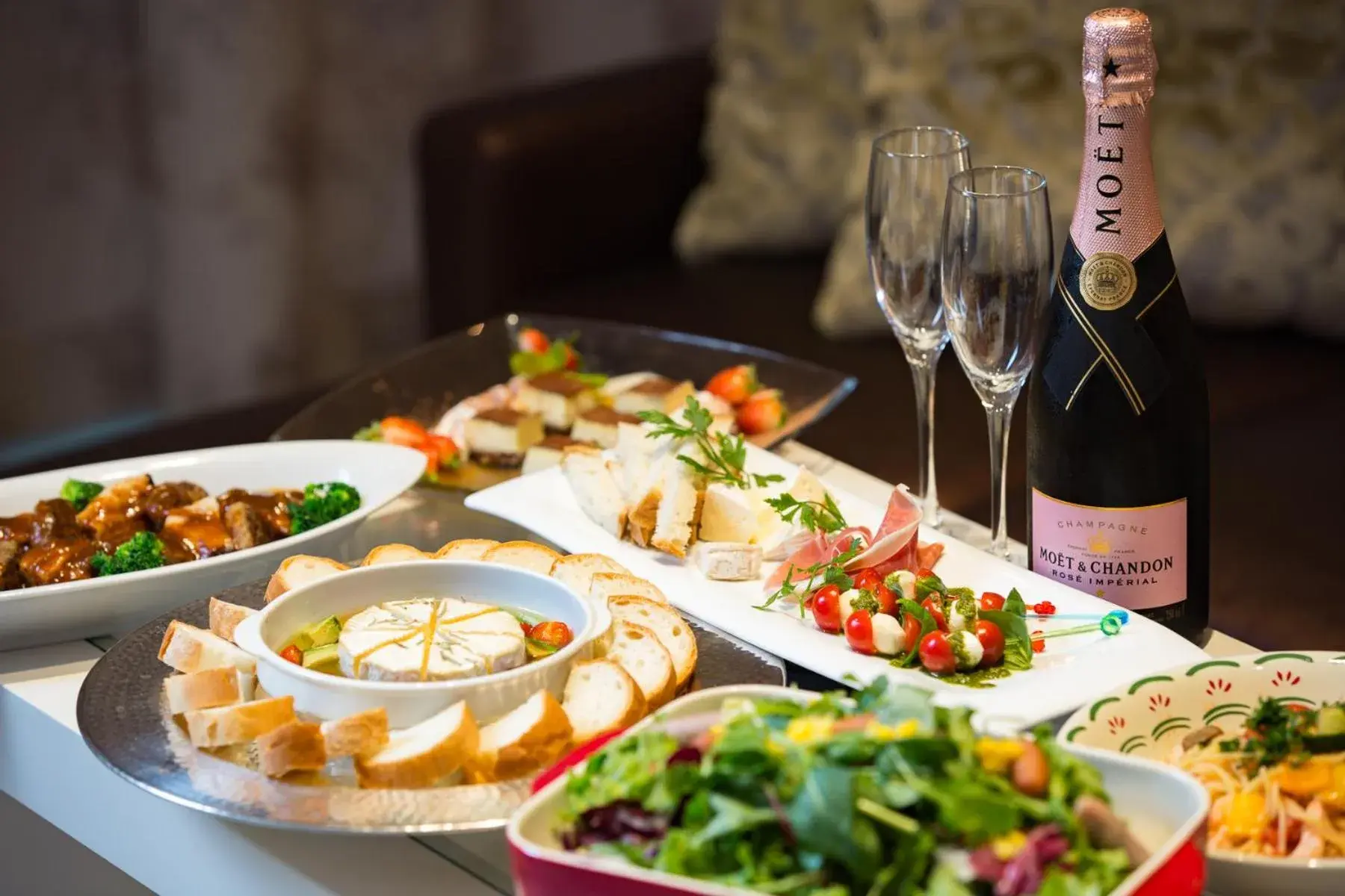 King Suite with Spa Bath in Hotel Venus Neo King Suite with Spa Bath in Hotel Venus Neo