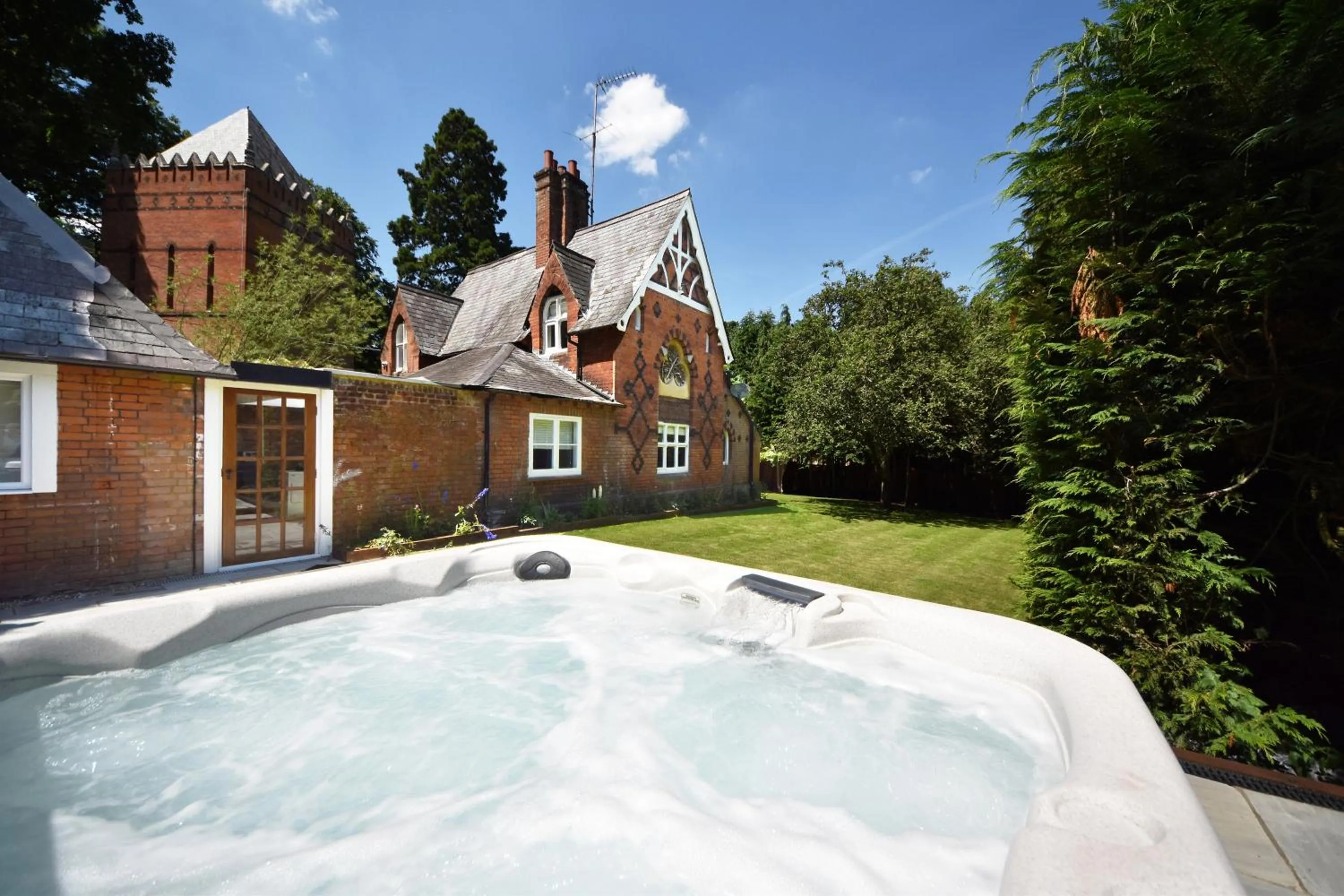 Hot Tub in The Elvetham Hotel
