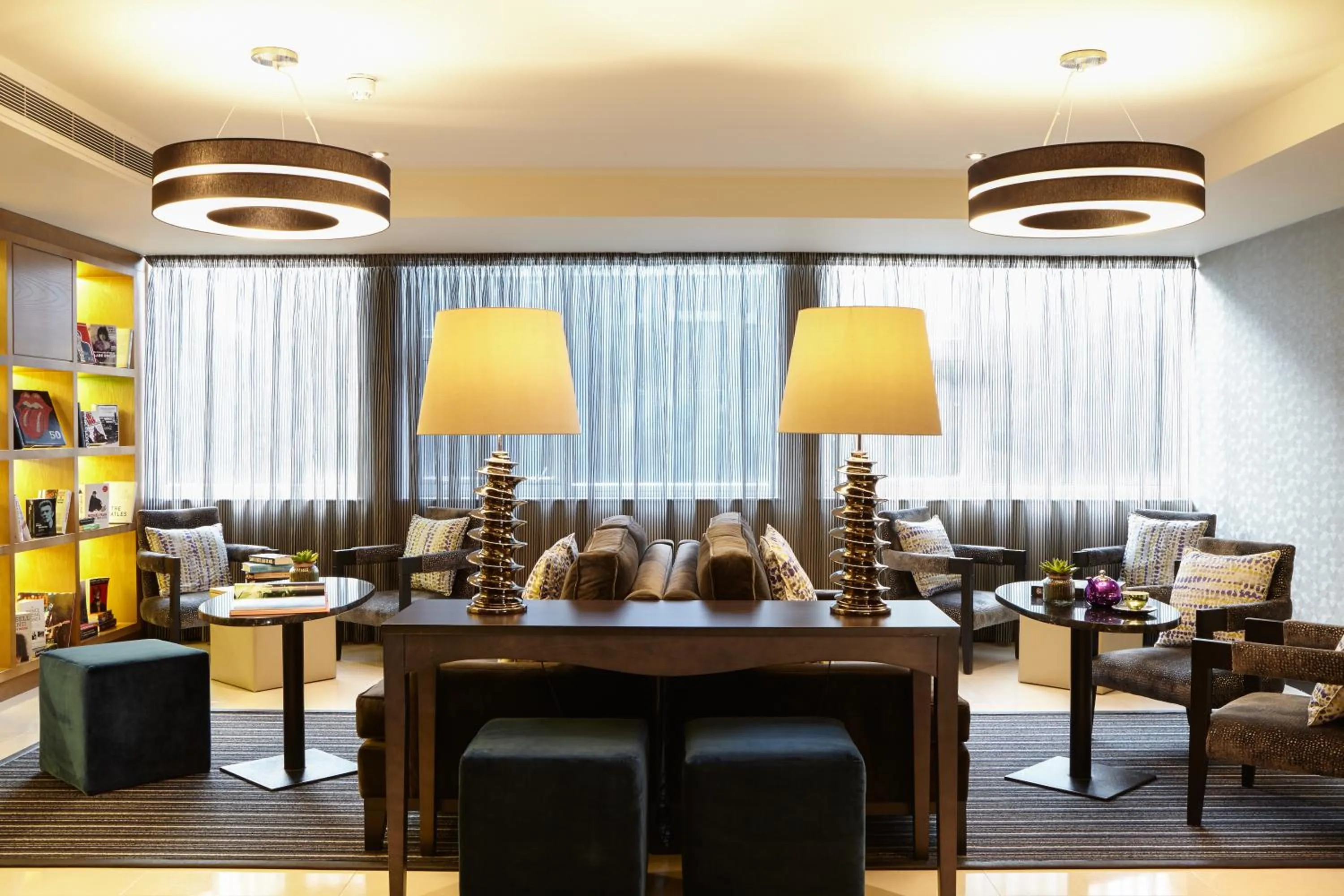 Lounge or bar in K West Hotel & Spa