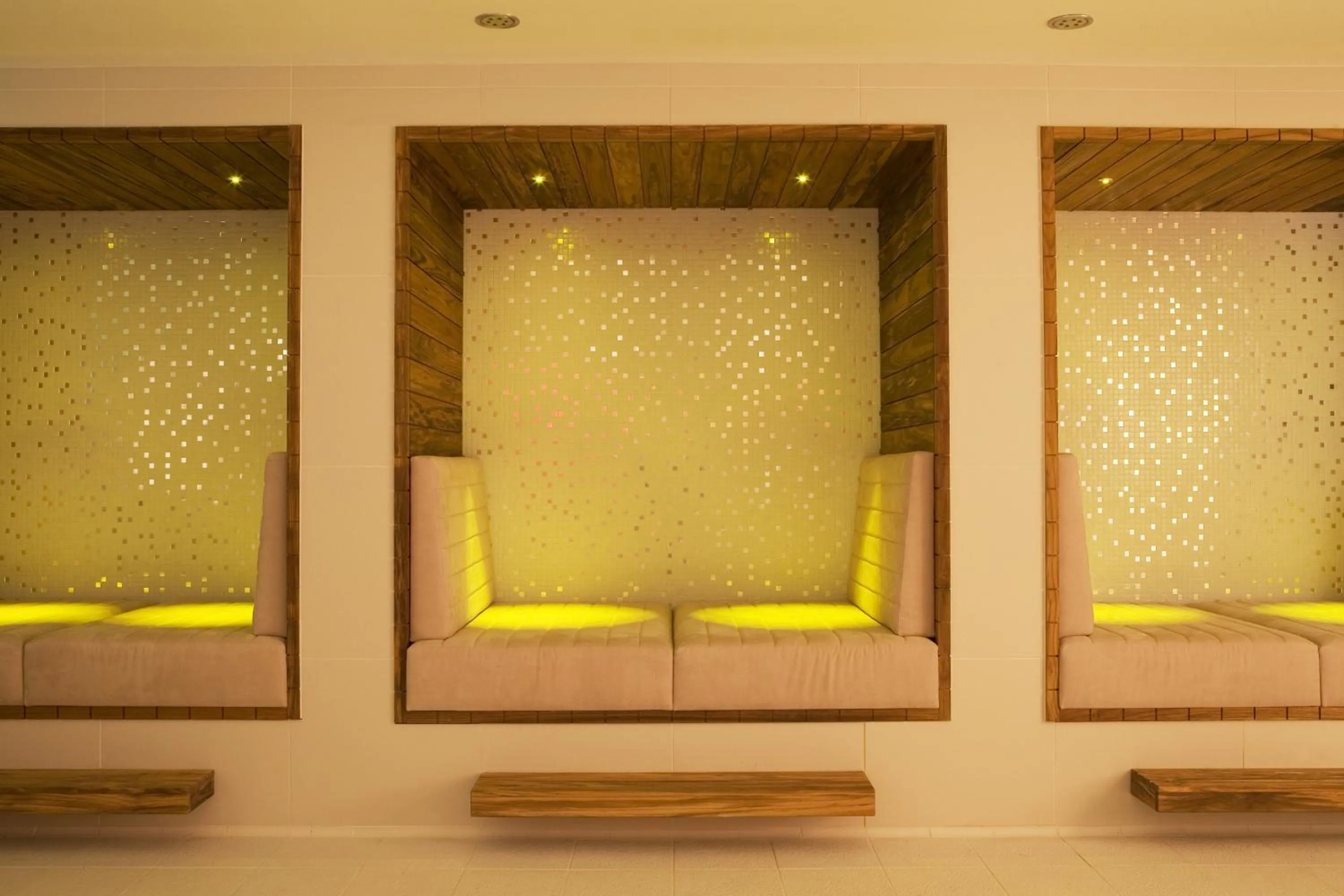 Spa and wellness centre/facilities in K West Hotel & Spa