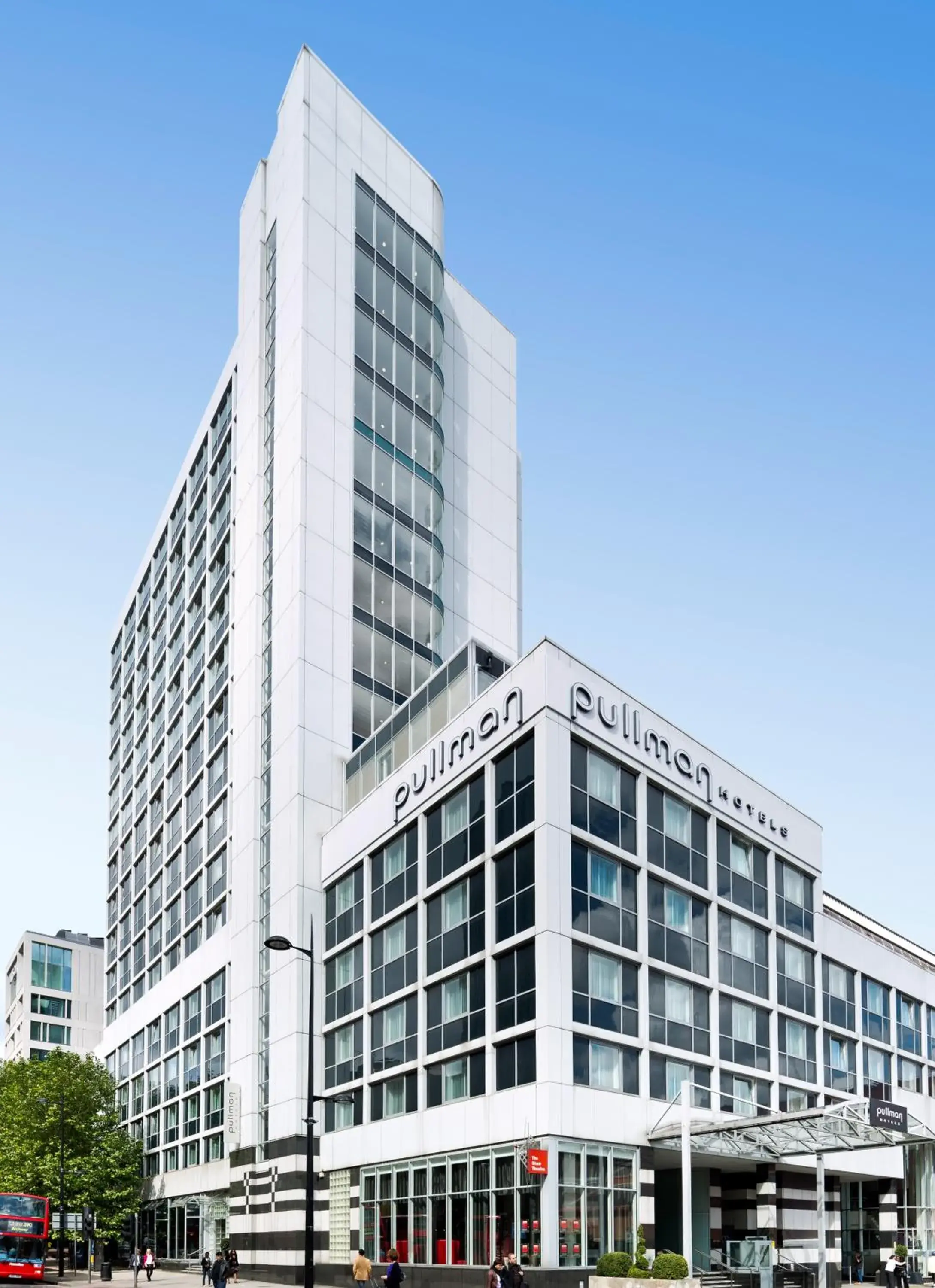 Facade/entrance in Pullman London St Pancras Facade/entrance in Pullman London St Pancras