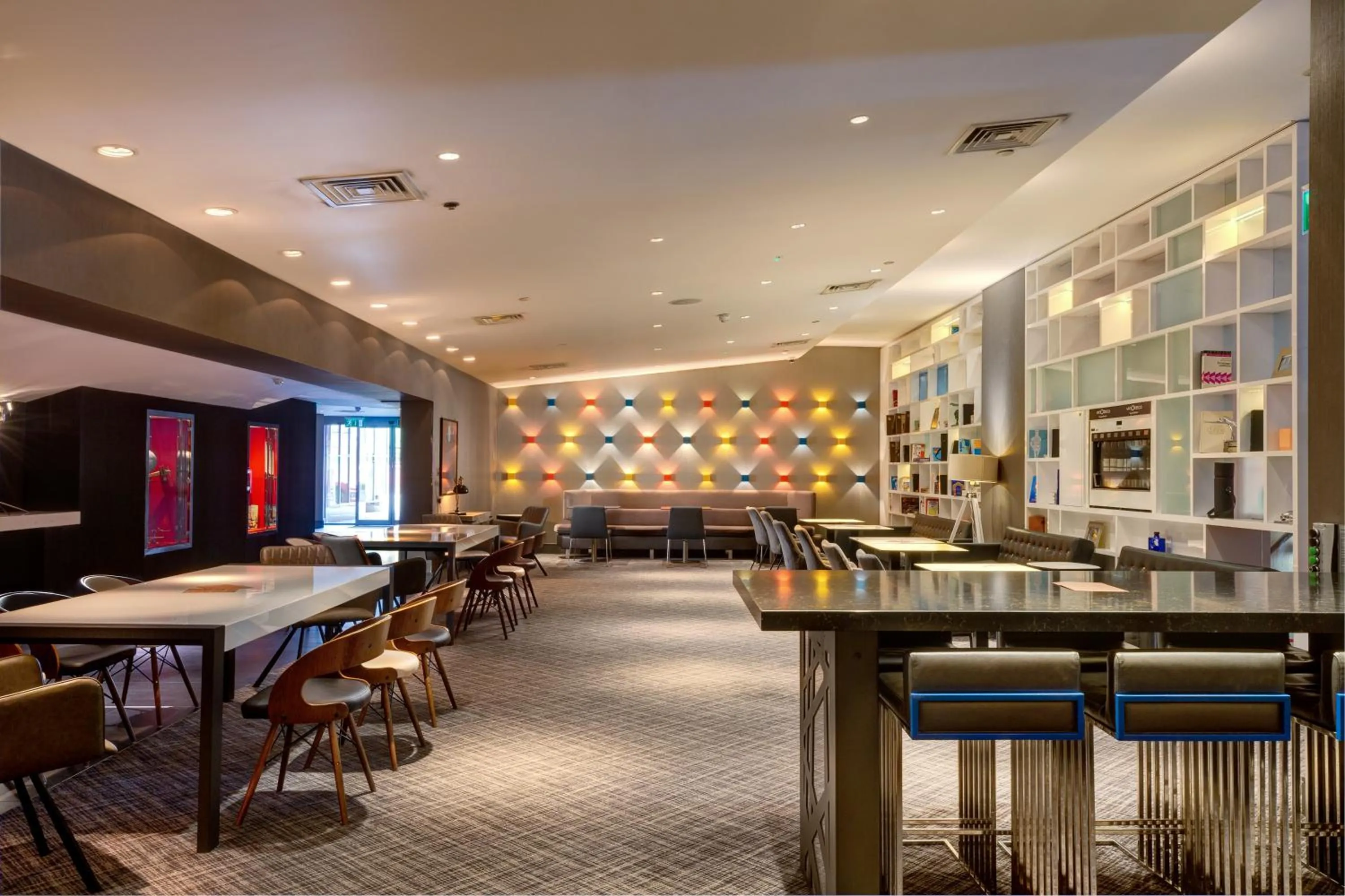 Lounge or bar in Pullman London St Pancras