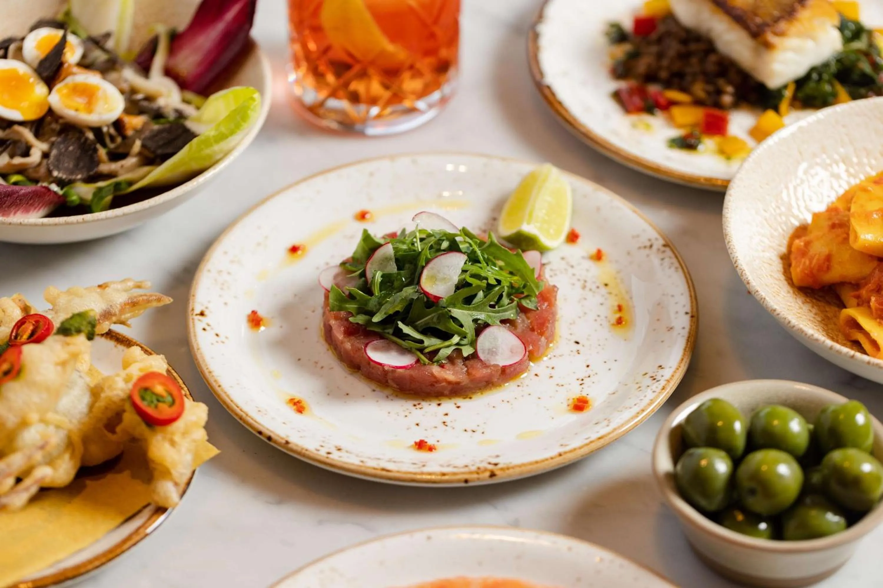 Restaurant/places to eat in Park Plaza Victoria London