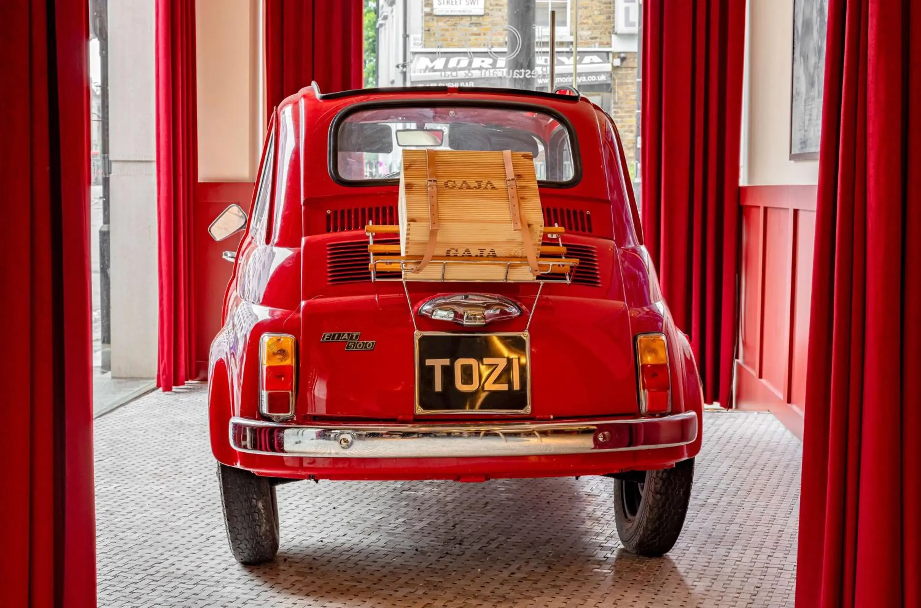 Restaurant/places to eat in Park Plaza Victoria London Restaurant/places to eat in Park Plaza Victoria London