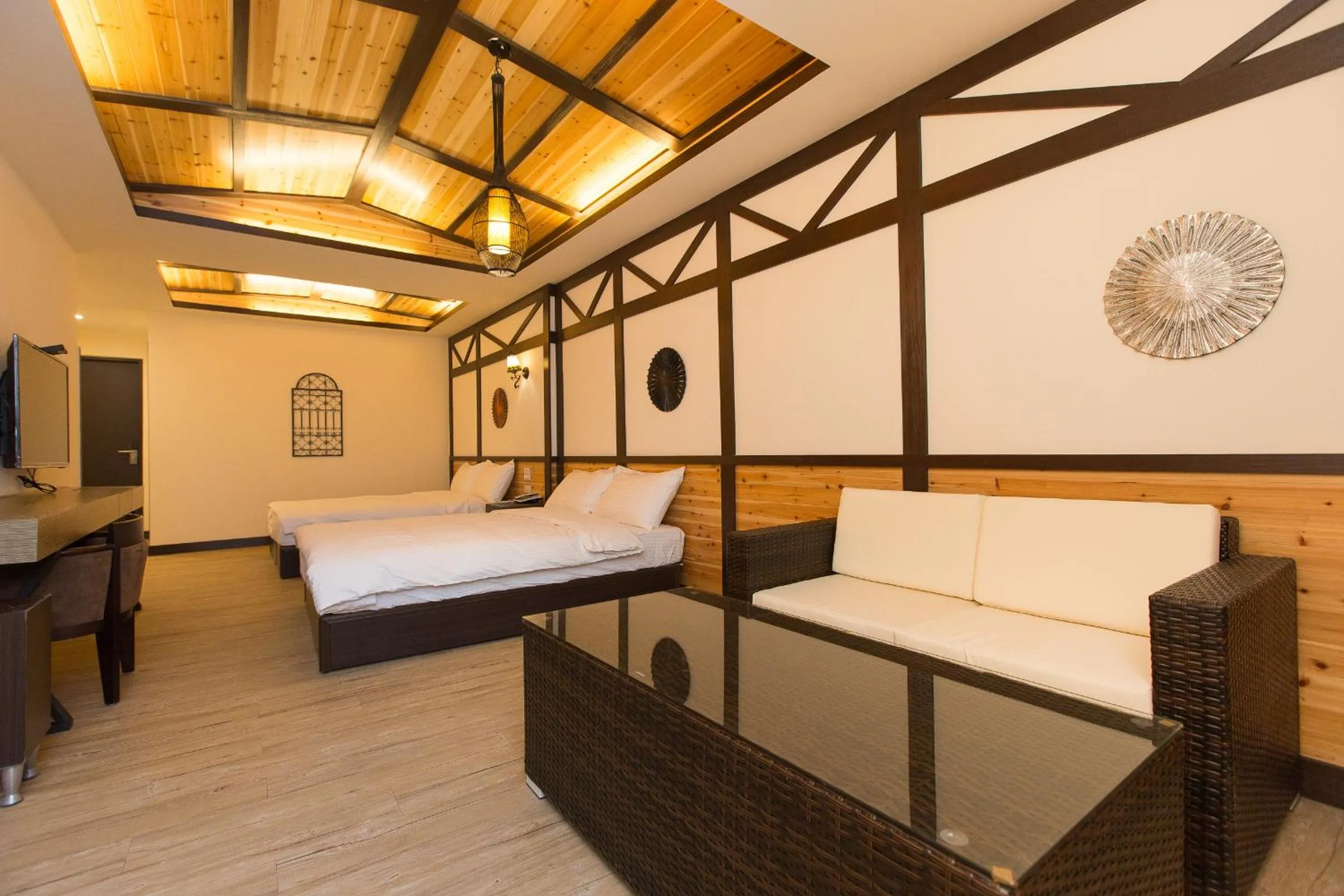 Photo of the whole room in 17th Summer