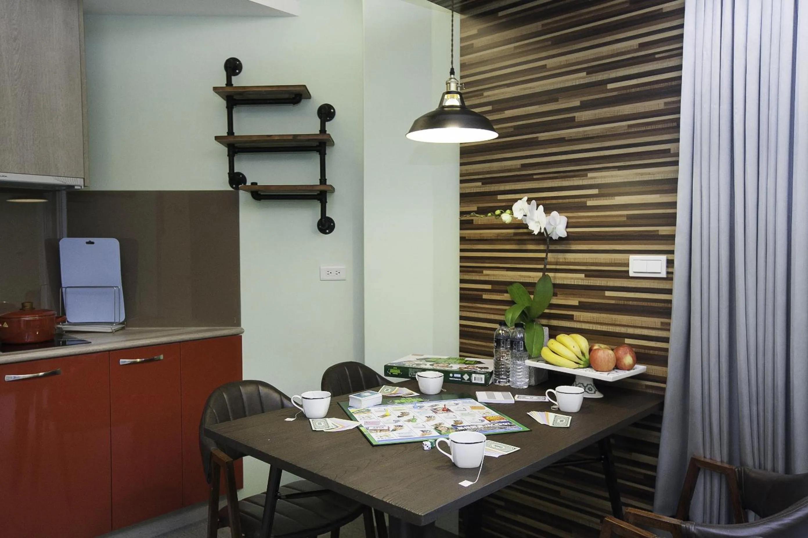 Dining area in 17th Summer