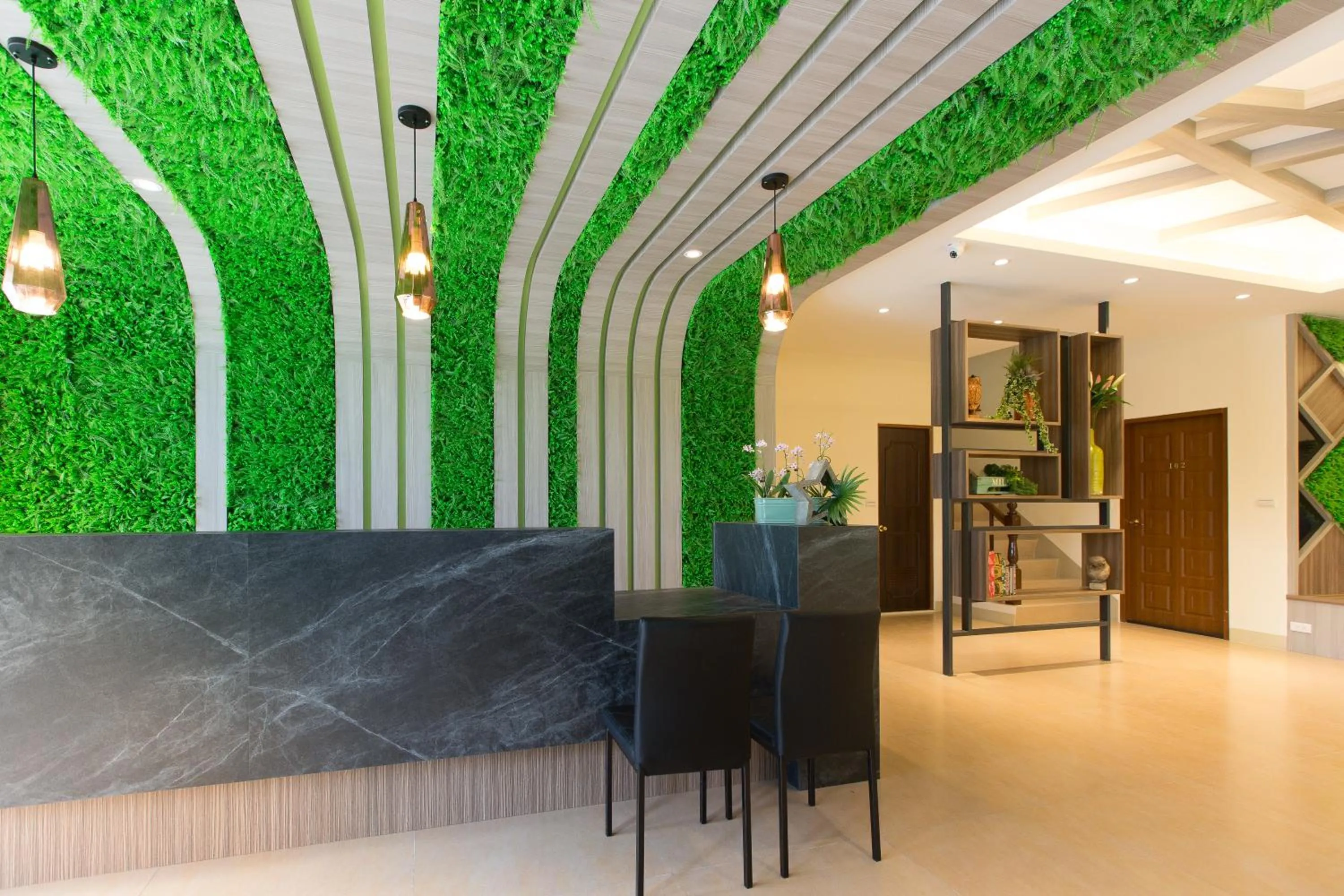 Lobby or reception in 17th Summer