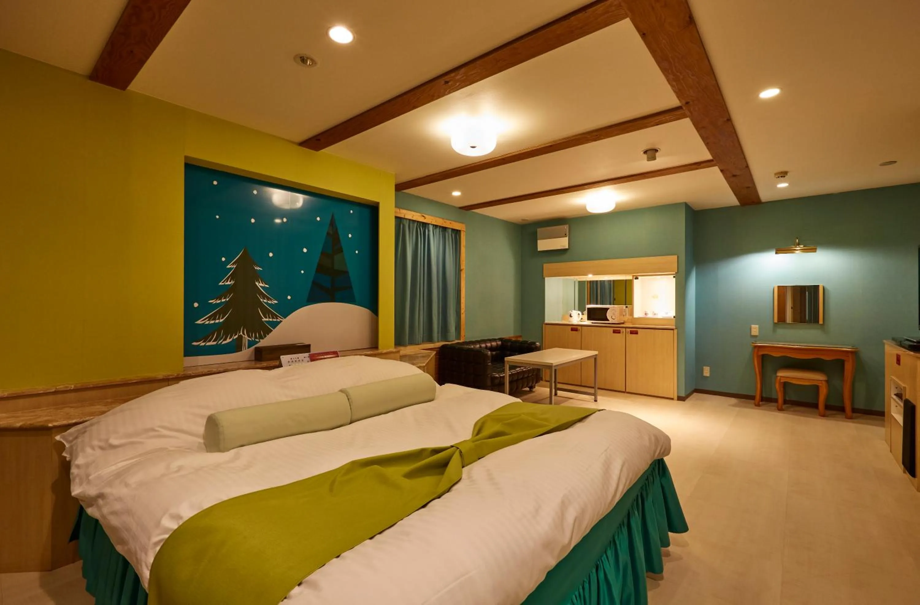 Photo of the whole room, Bed in Hotel Christmas (Leisure Hotel)
