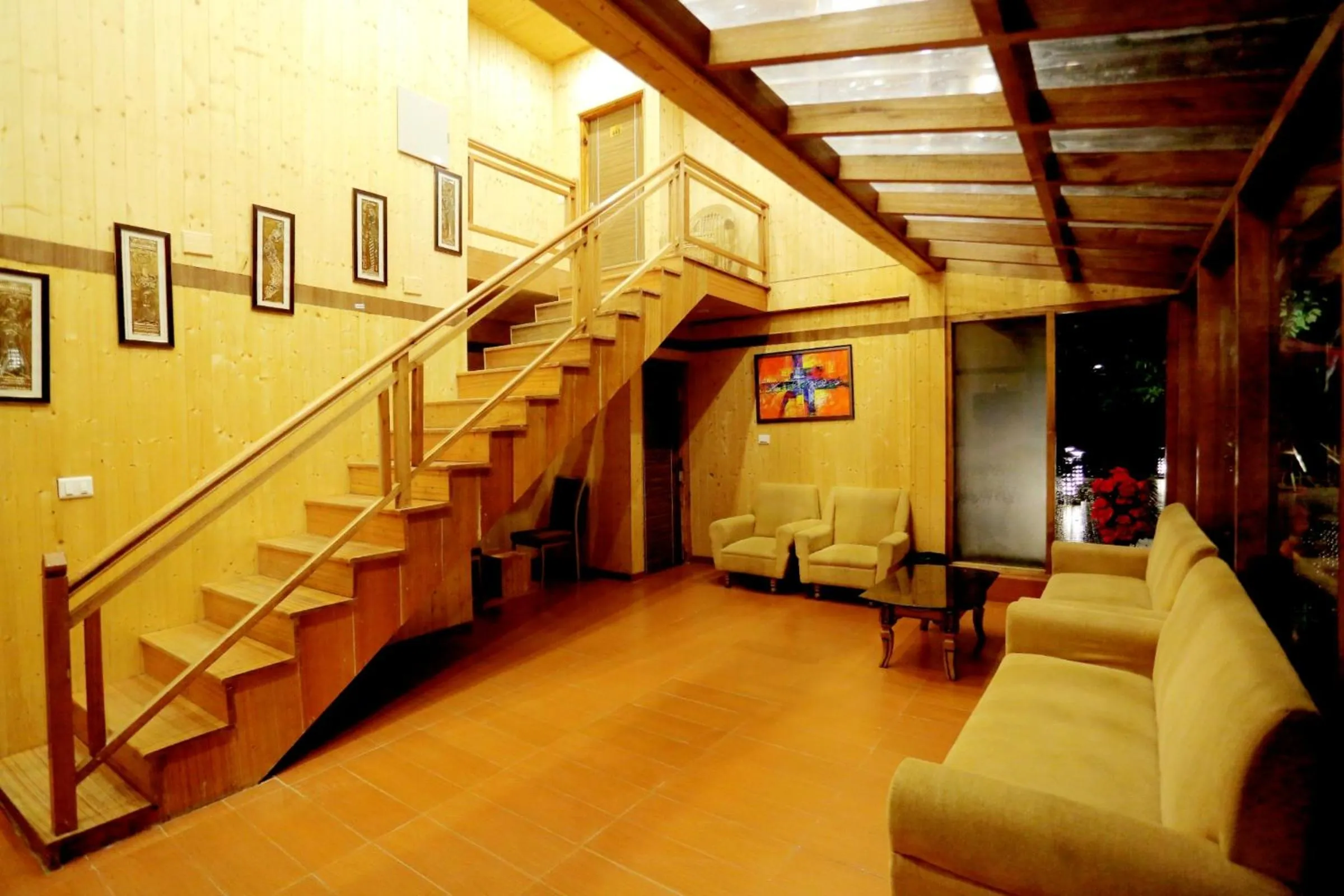 Lounge or bar in Amara Resorts Manali