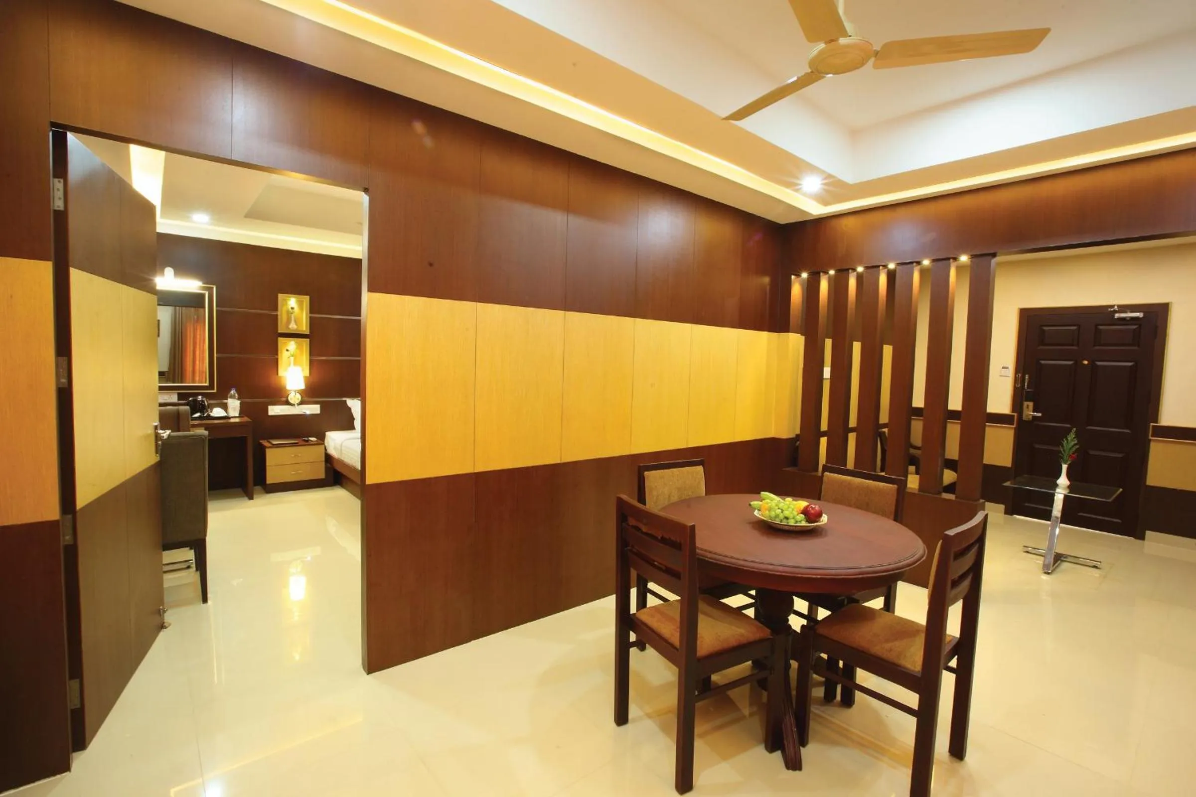 TV and multimedia in Hotel Virad