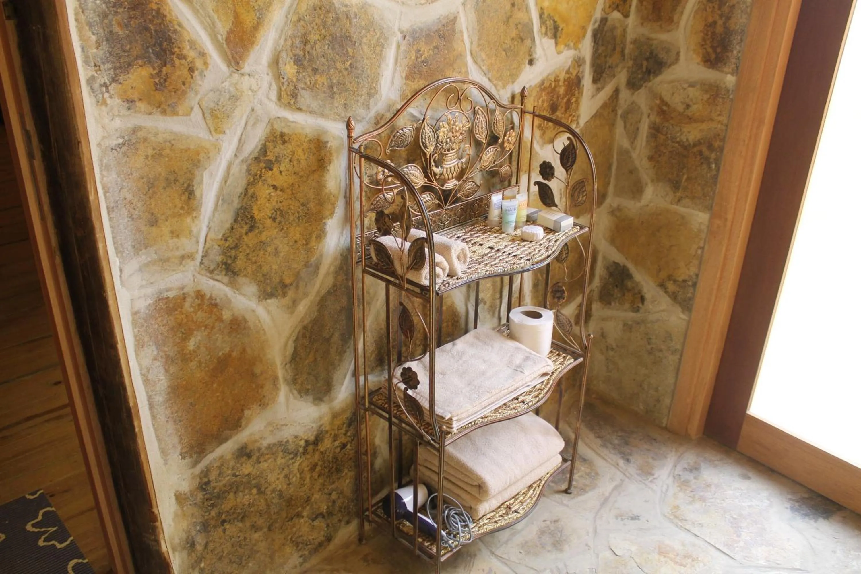 Bathroom in Souly Ecolodge Salalah