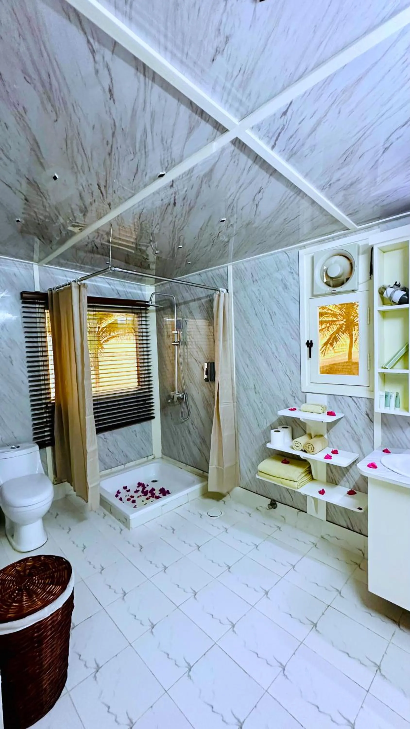 Bathroom in Souly Ecolodge Salalah