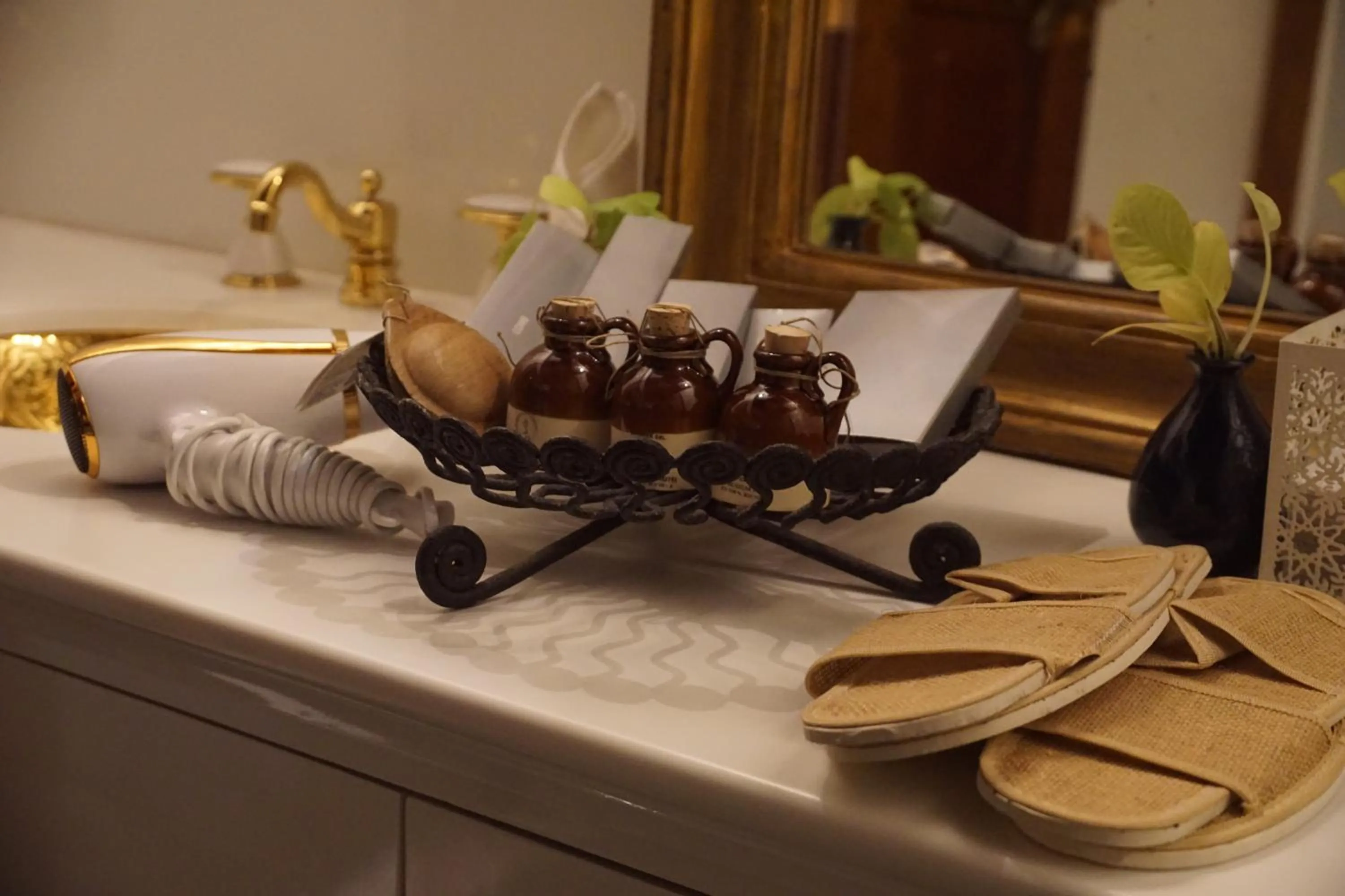 Bathroom in Ginger House Museum Hotel