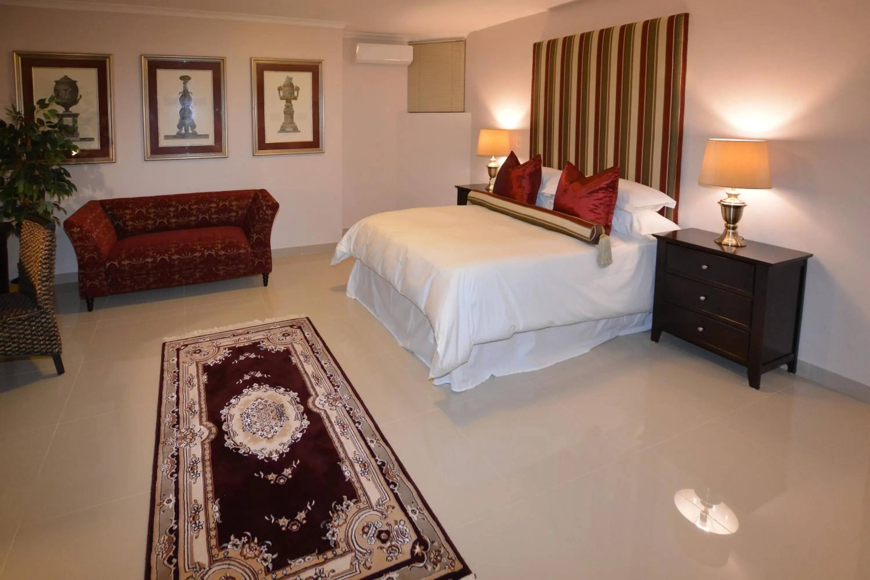 Bed in Ridgeworth Boutique Guesthouse