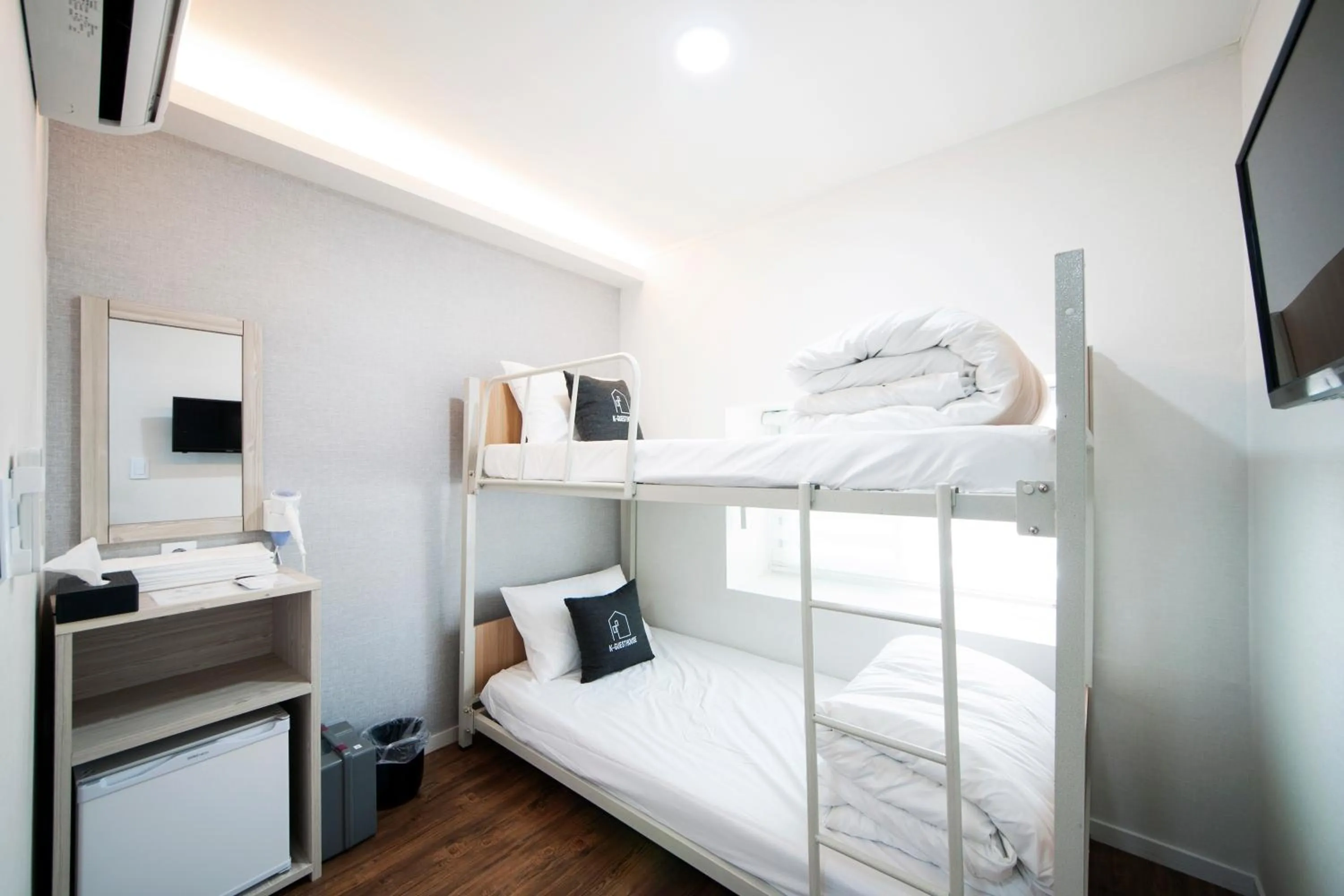 Bedroom, Bed in Seoul Grand Hostel EWHA Univ