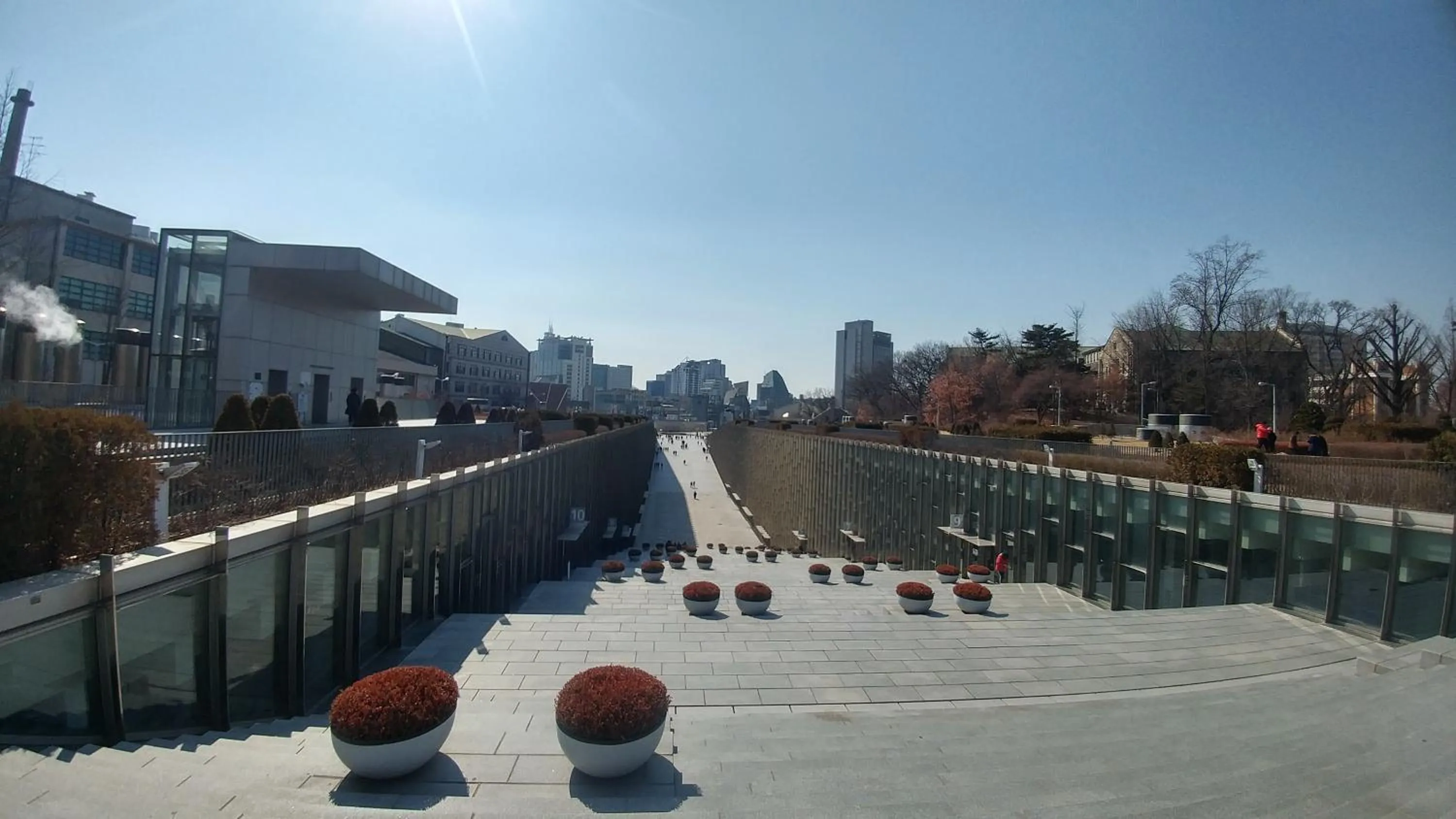 Nearby landmark in Seoul Grand Hostel EWHA Univ