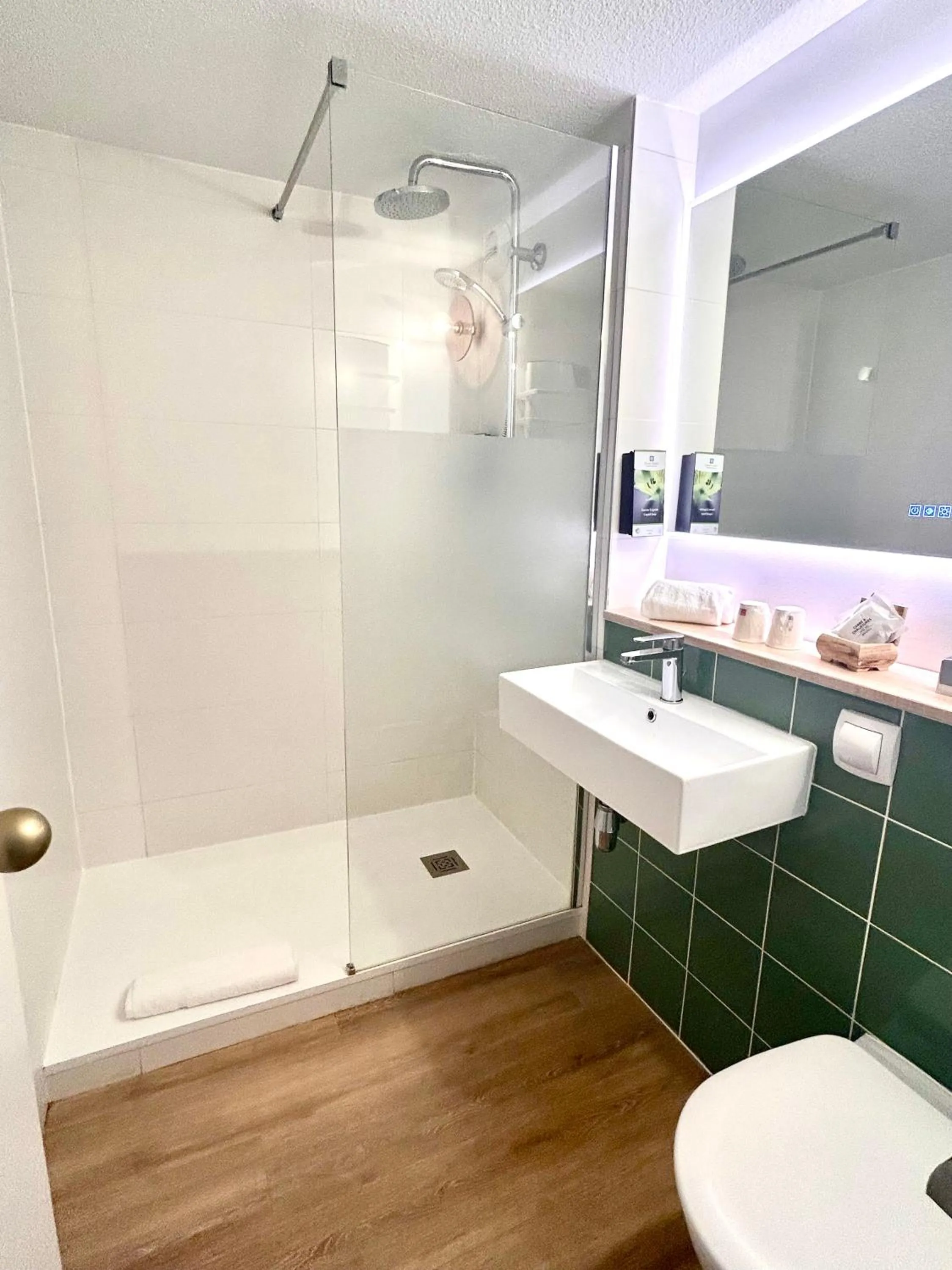 Bathroom in Sure Hotel by Best Western Biarritz Aeroport