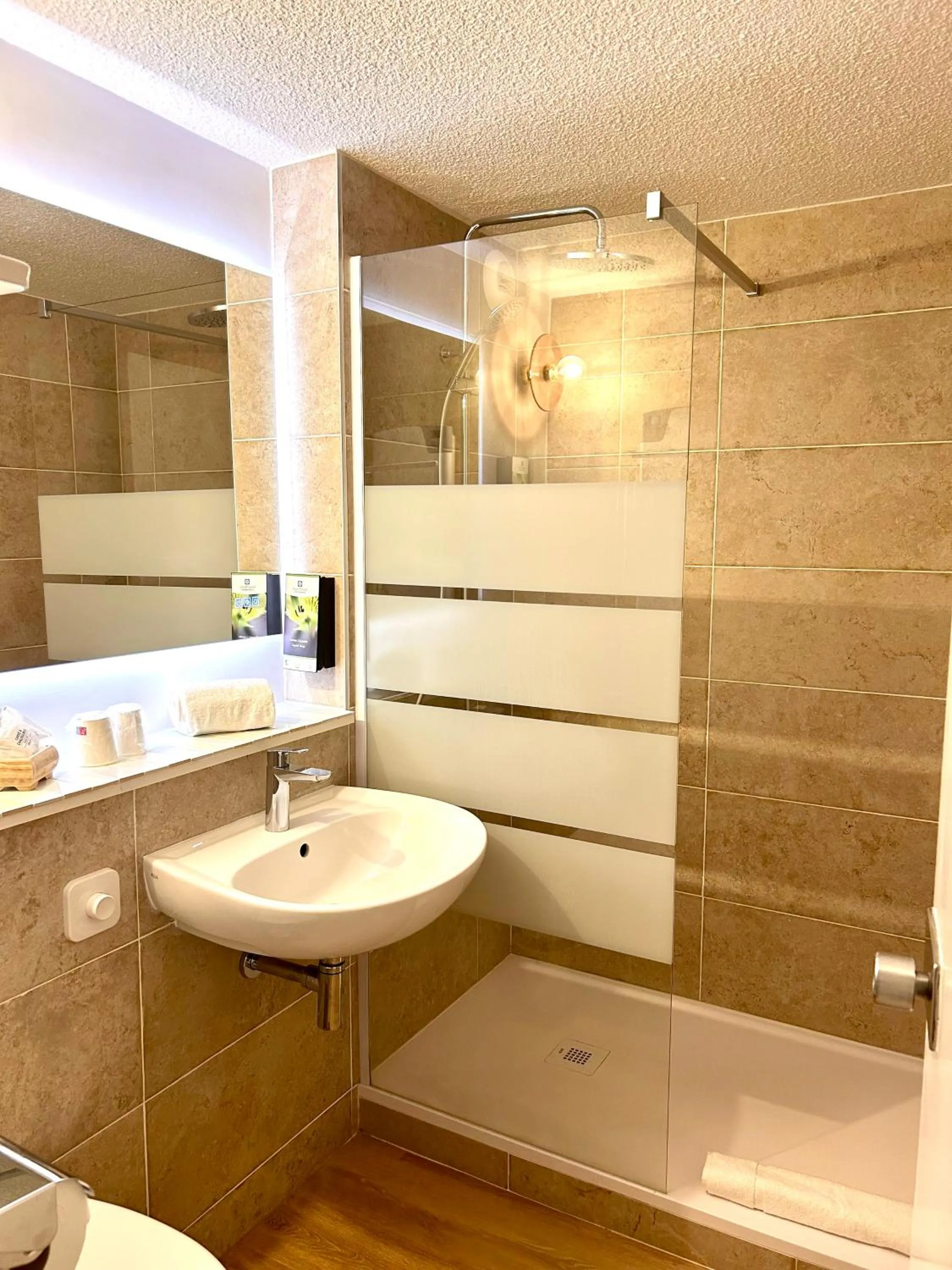 Bathroom in Sure Hotel by Best Western Biarritz Aeroport