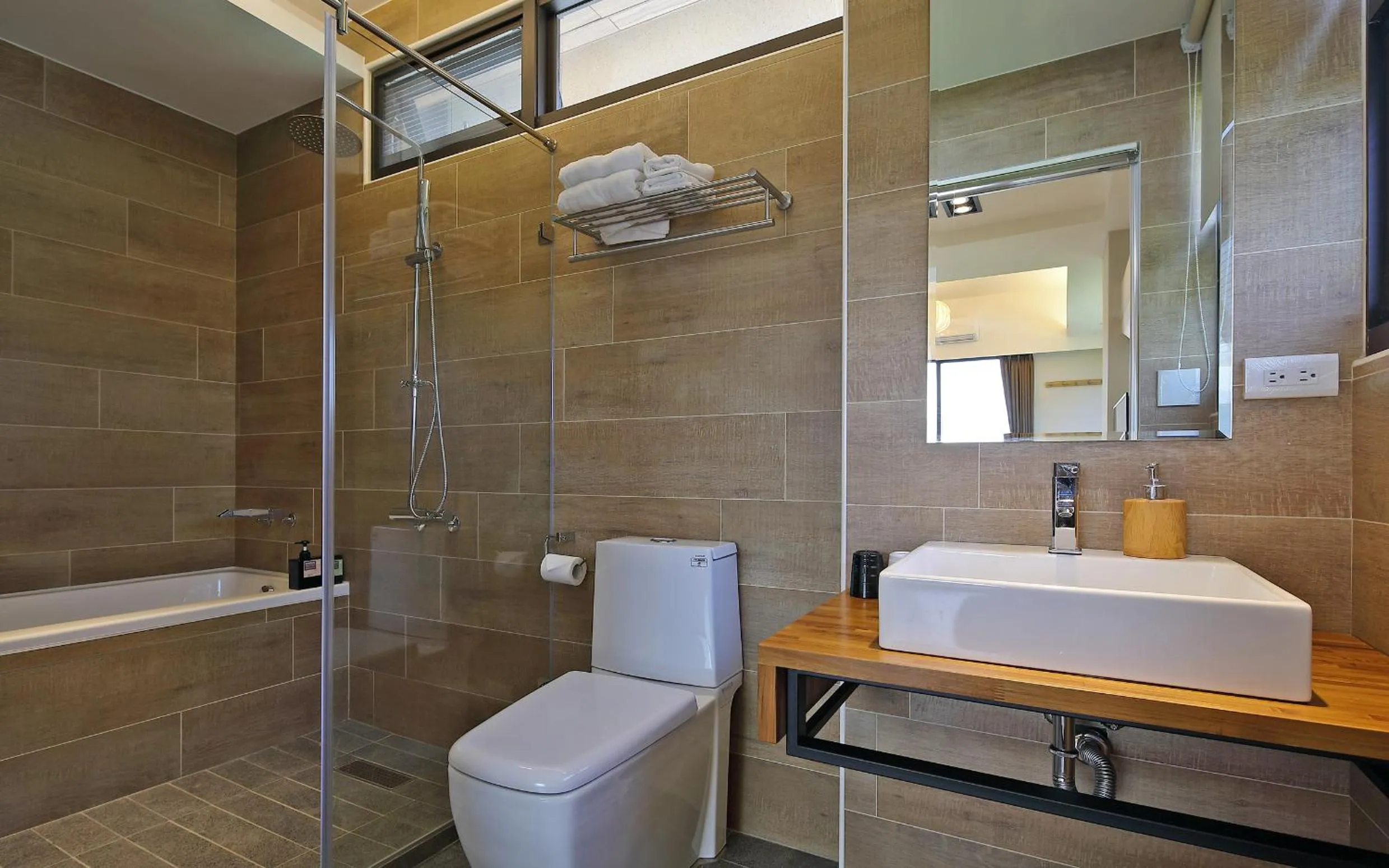 Bathroom in Sunny Stream B & B