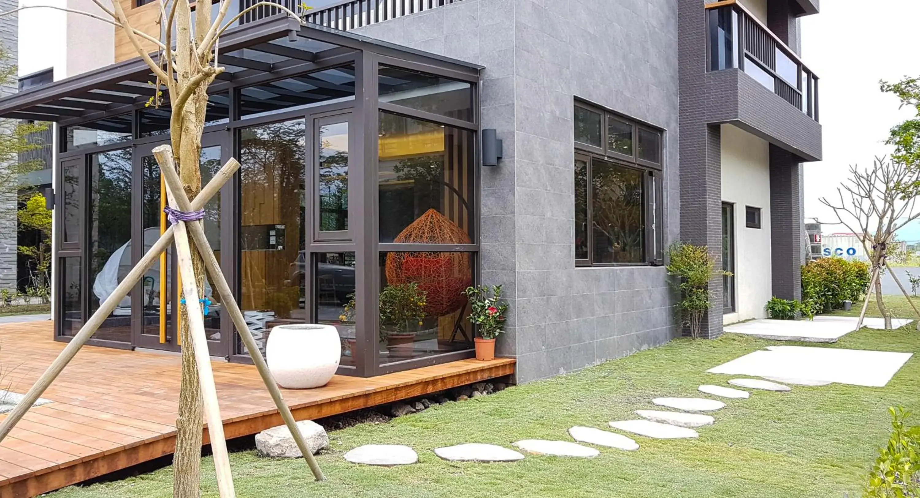 Facade/entrance in Sunny Stream B & B Facade/entrance in Sunny Stream B & B