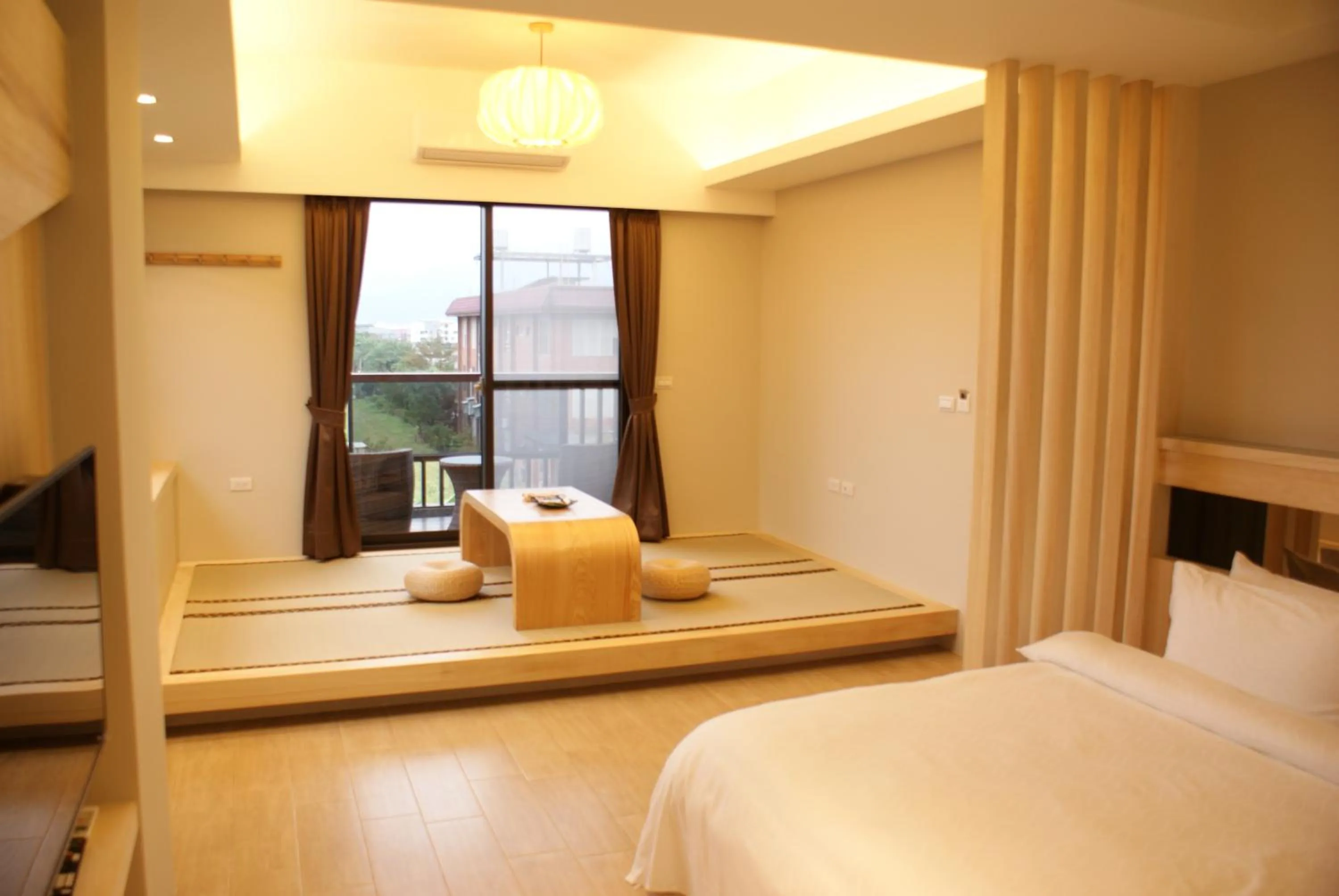 Decorative detail, Bed in Sunny Stream B & B