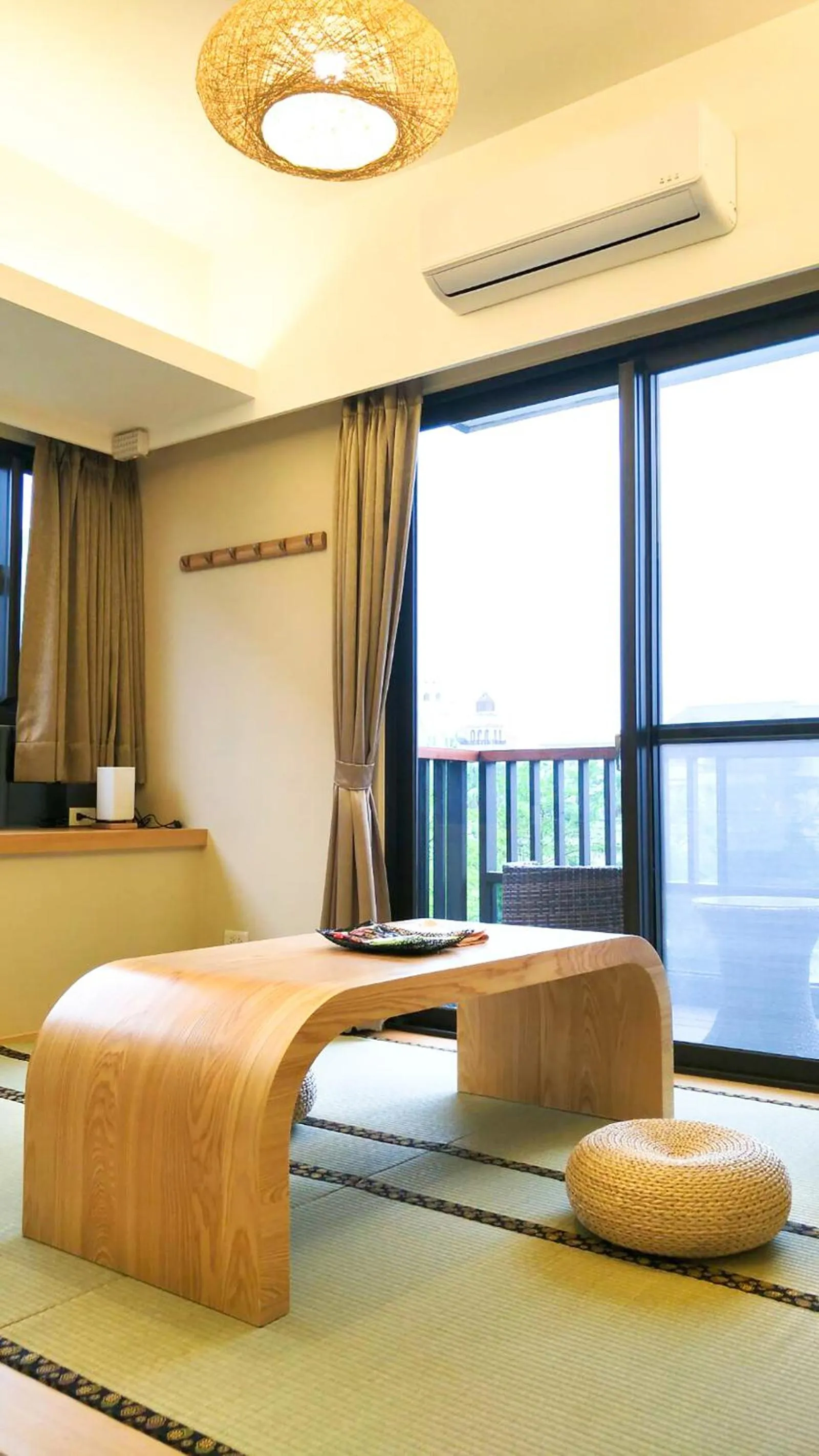 Decorative detail, Bed in Sunny Stream B & B