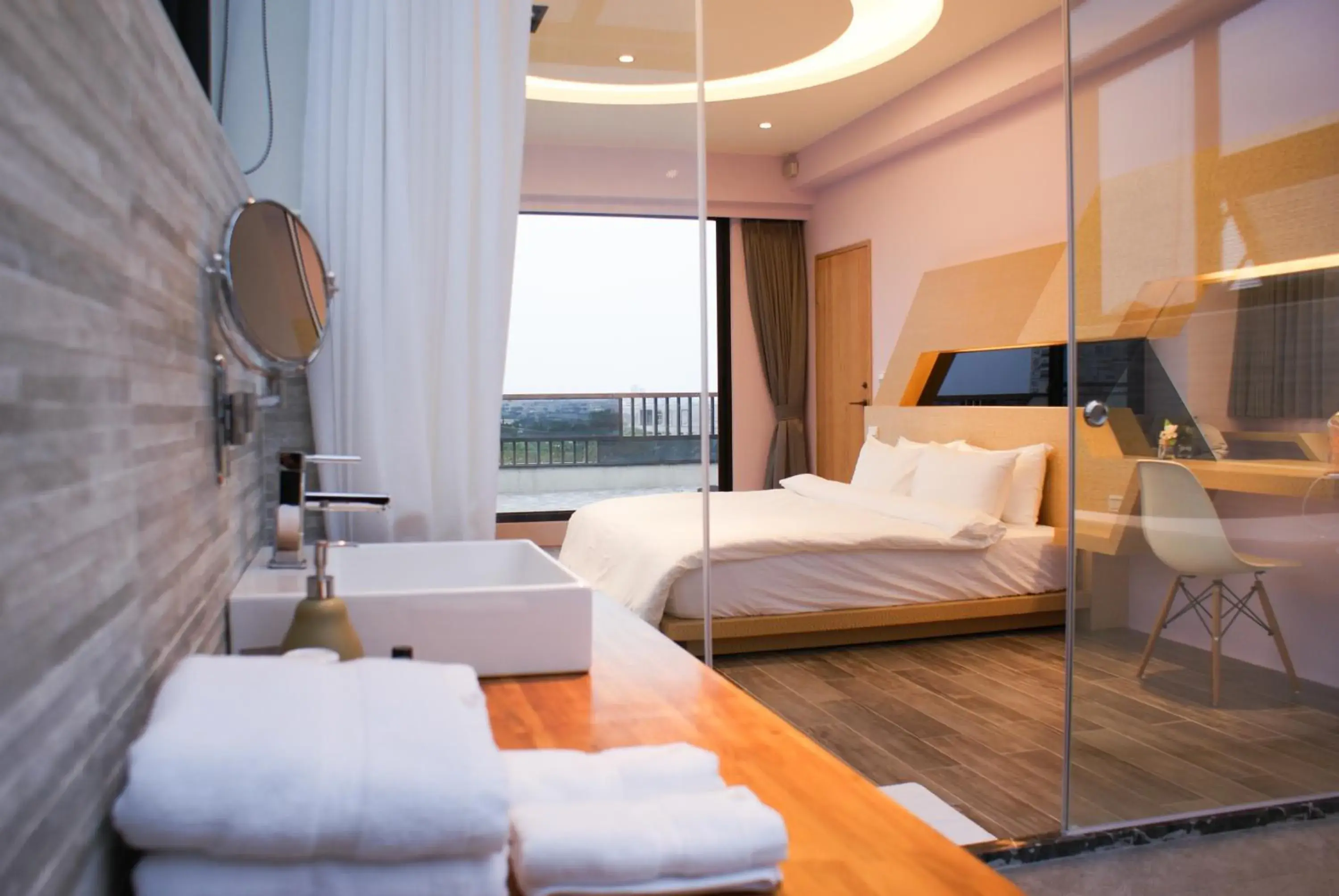 Decorative detail, Bed in Sunny Stream B & B Decorative detail, Bed in Sunny Stream B & B