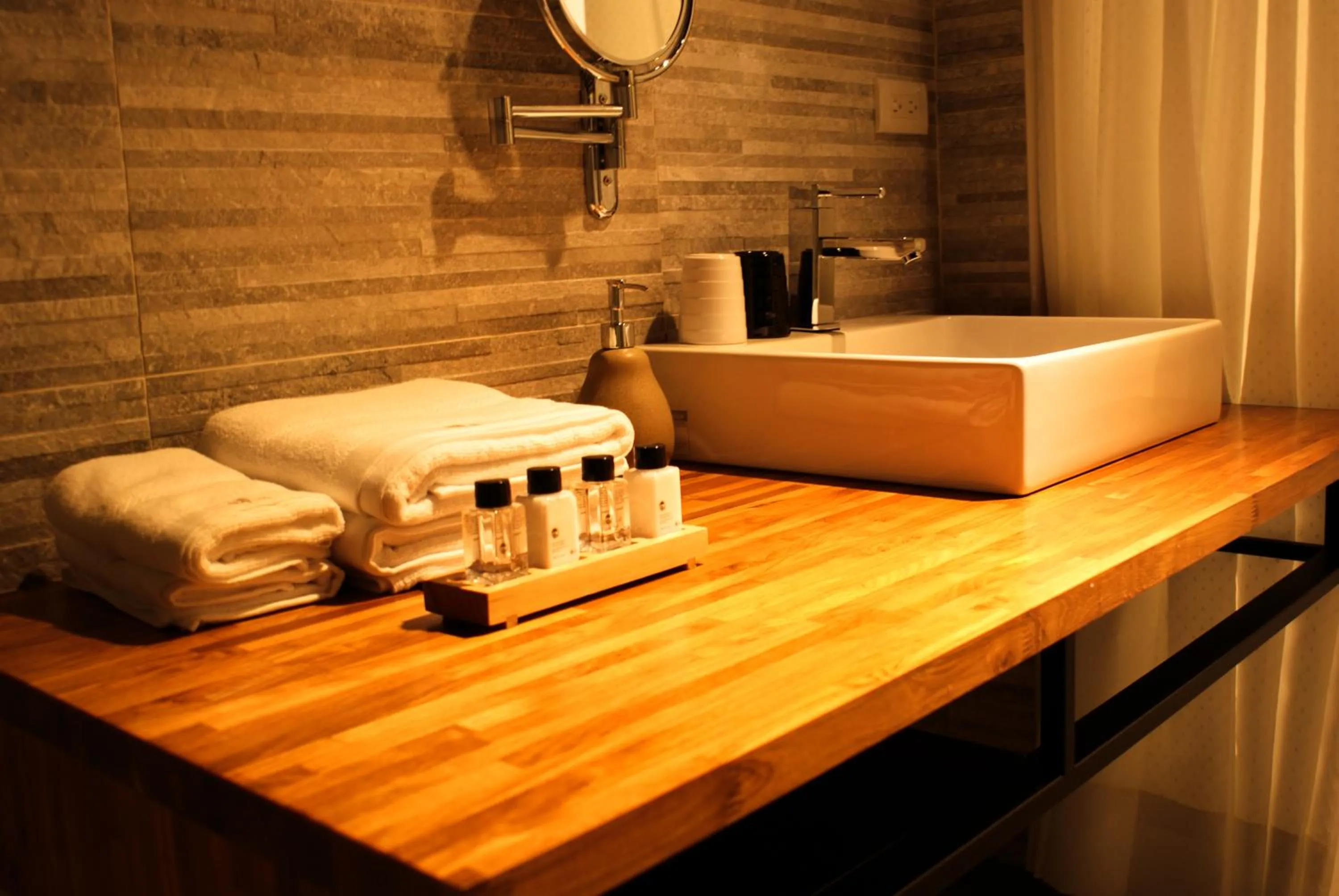 Bathroom in Sunny Stream B & B