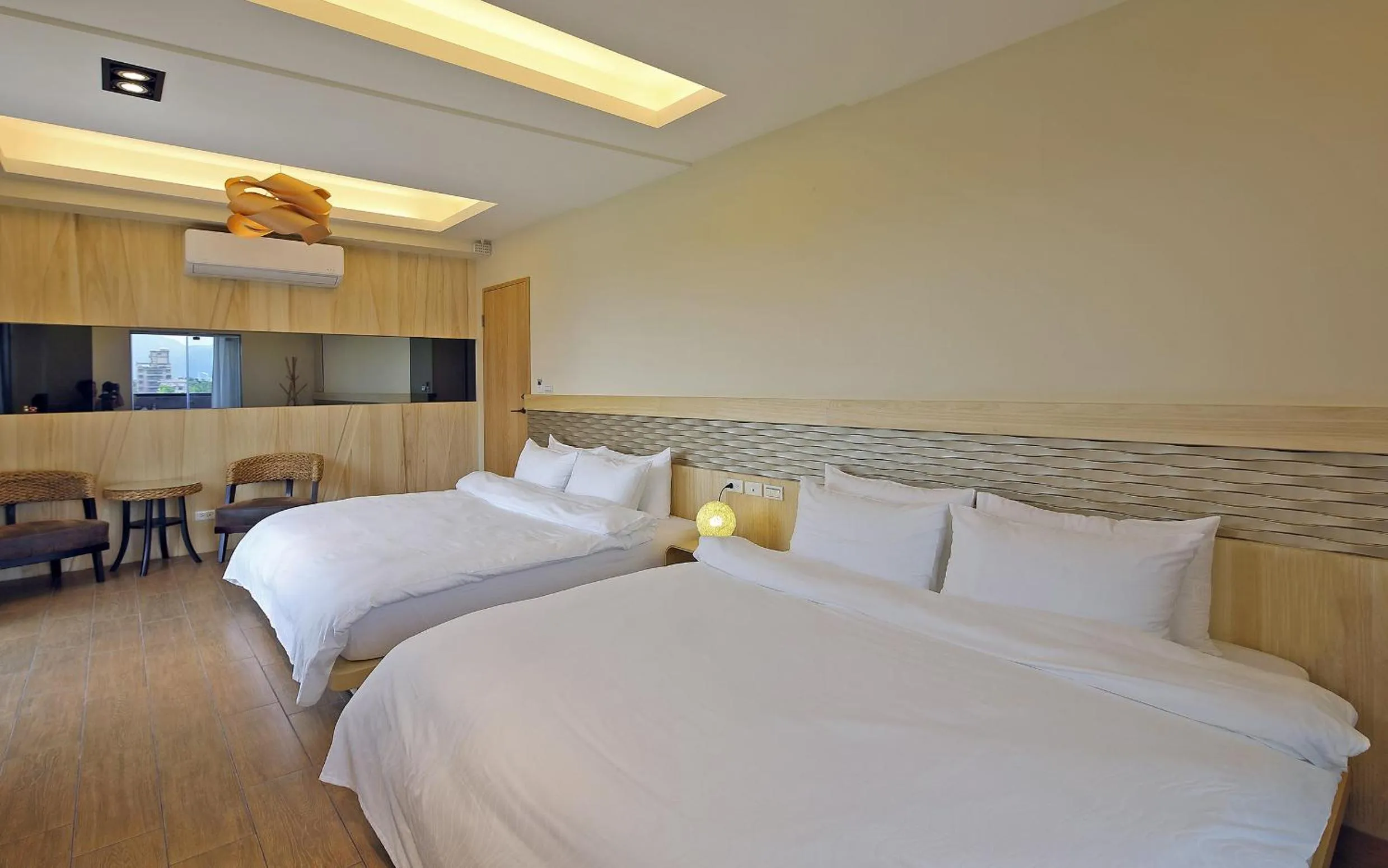 Photo of the whole room, Bed in Sunny Stream B & B