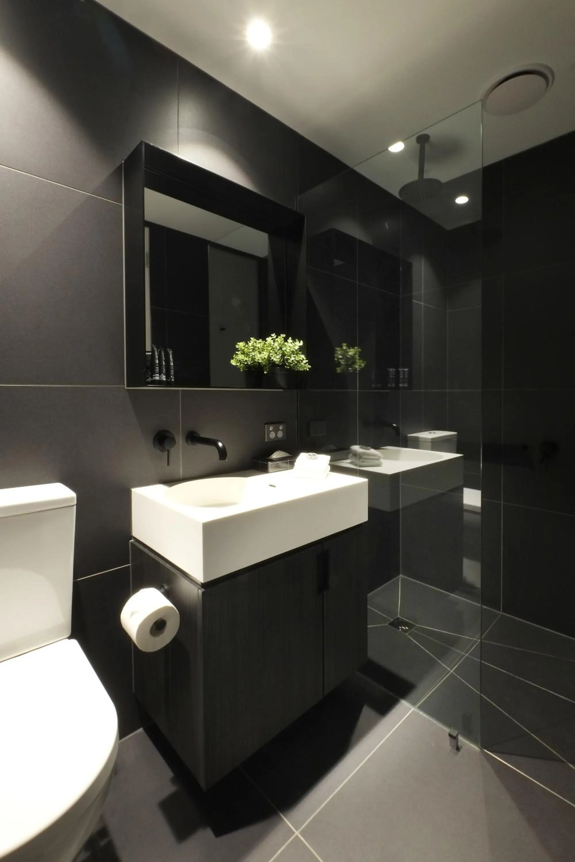 Shower in Turnkey Accommodation-North Melbourne