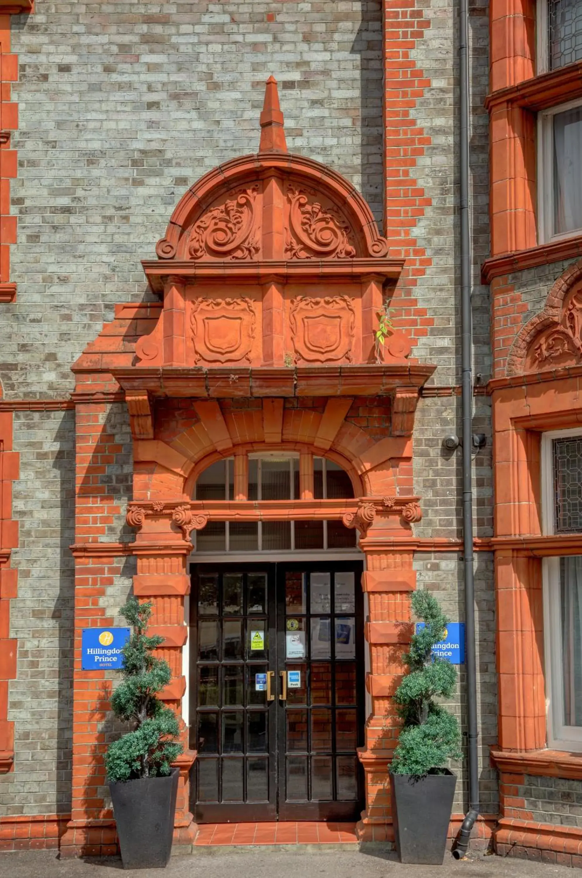 Facade/entrance in Sure Hotel by Best Western Reading Facade/entrance in Sure Hotel by Best Western Reading