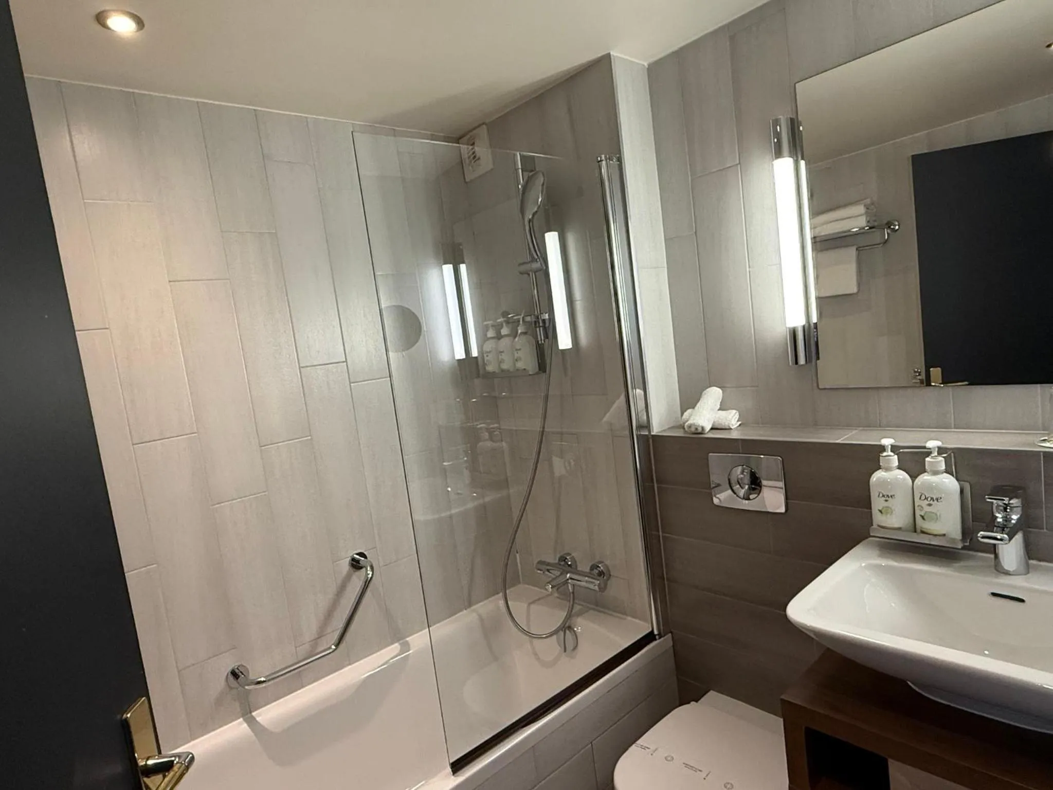 Bathroom in Holiday Inn Paris Montmartre by IHG
