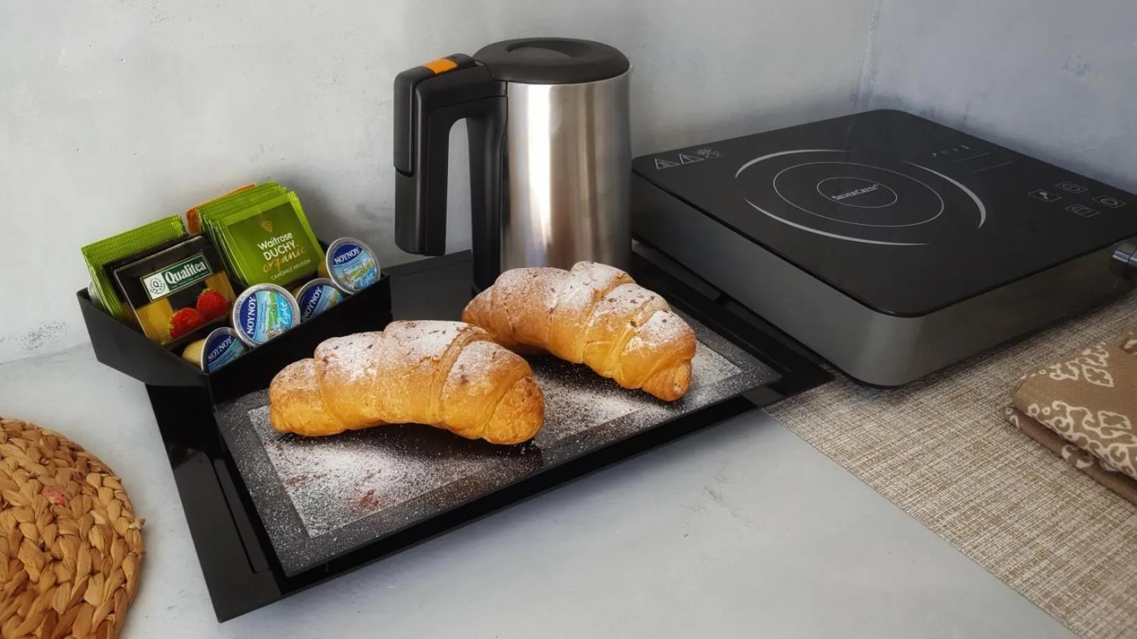 Coffee/tea facilities in Bel Momento