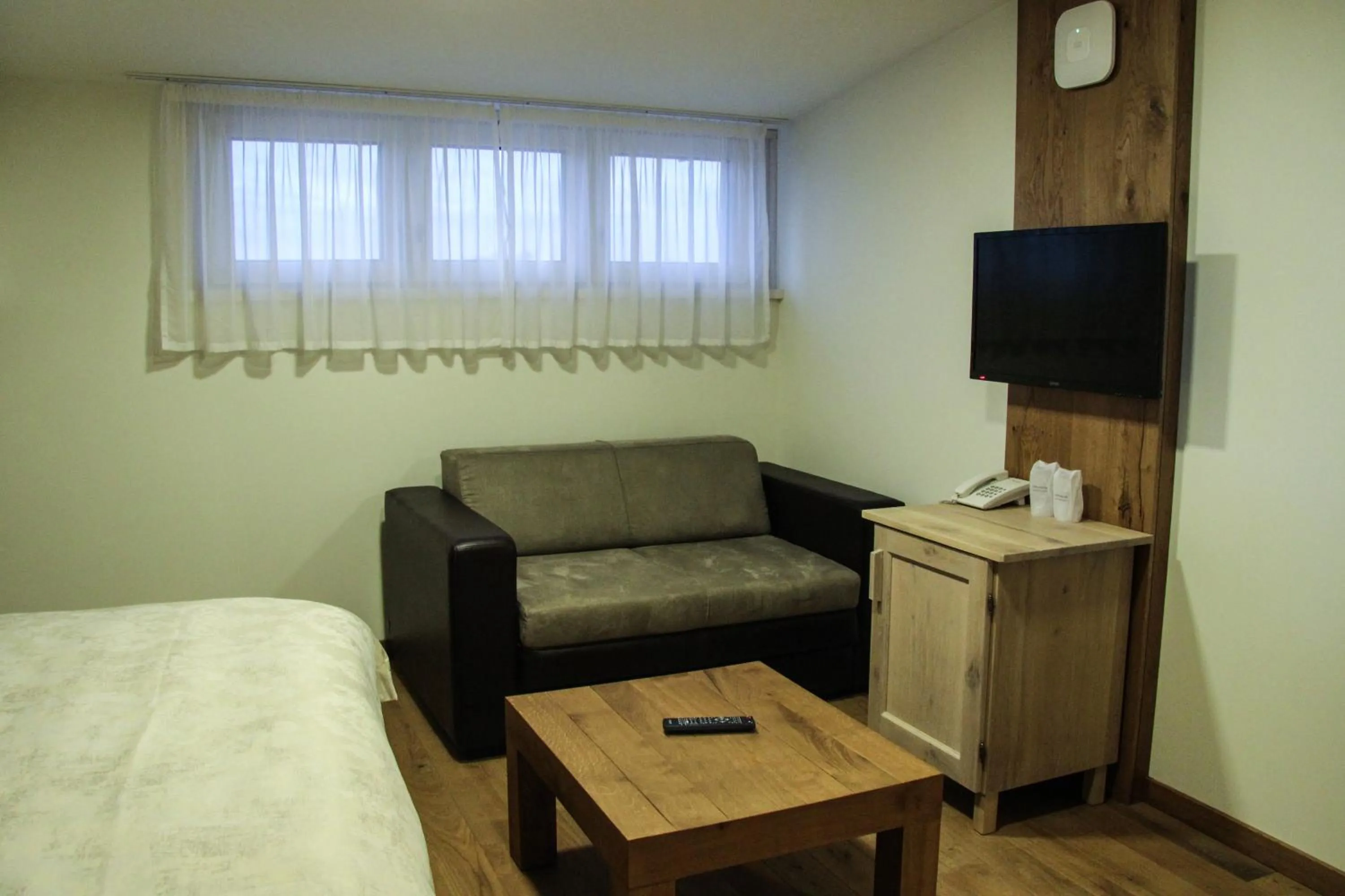TV and multimedia, Bed in B&B Villa Panuka