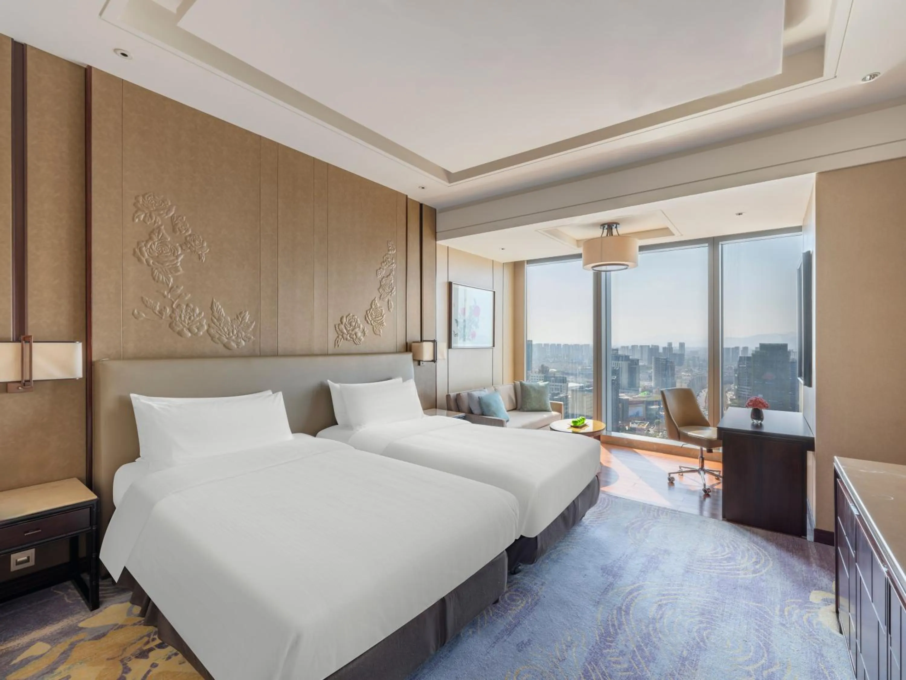 Bedroom, Bed in Shangri-La Yiwu - 3 Min To The Mall, Free Coffee At Lobby