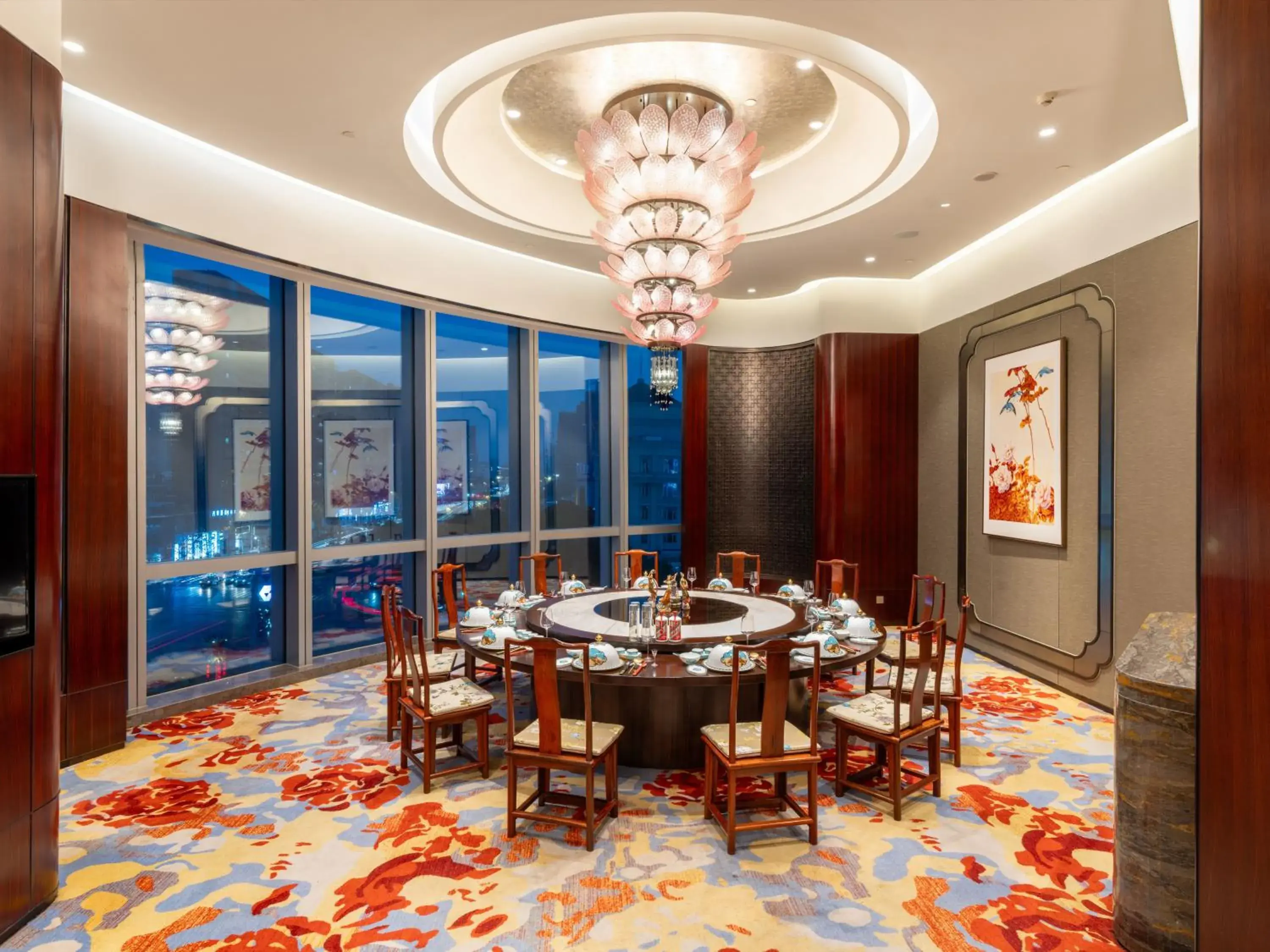 Restaurant/places to eat in Shangri-La Yiwu - 3 Min To The Mall, Free Coffee At Lobby Restaurant/places to eat in Shangri-La Yiwu - 3 Min To The Mall, Free Coffee At Lobby