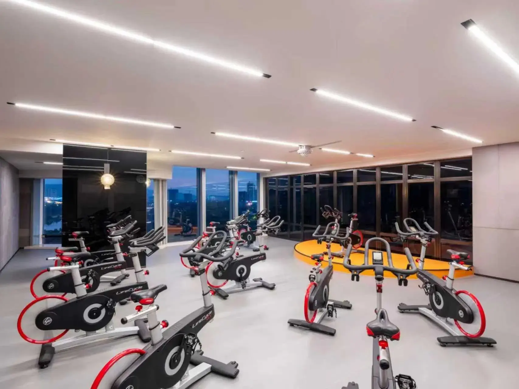 Fitness centre/facilities in Shangri-La Yiwu - 3 Min To The Mall, Free Coffee At Lobby Fitness centre/facilities in Shangri-La Yiwu - 3 Min To The Mall, Free Coffee At Lobby