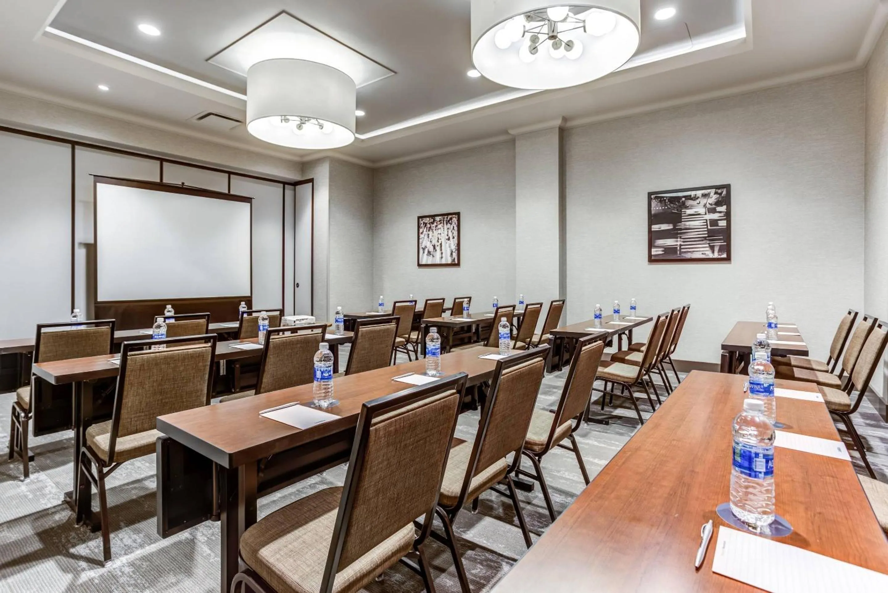 Meeting/conference room in Cambria Hotel Chicago Loop - Theatre District
